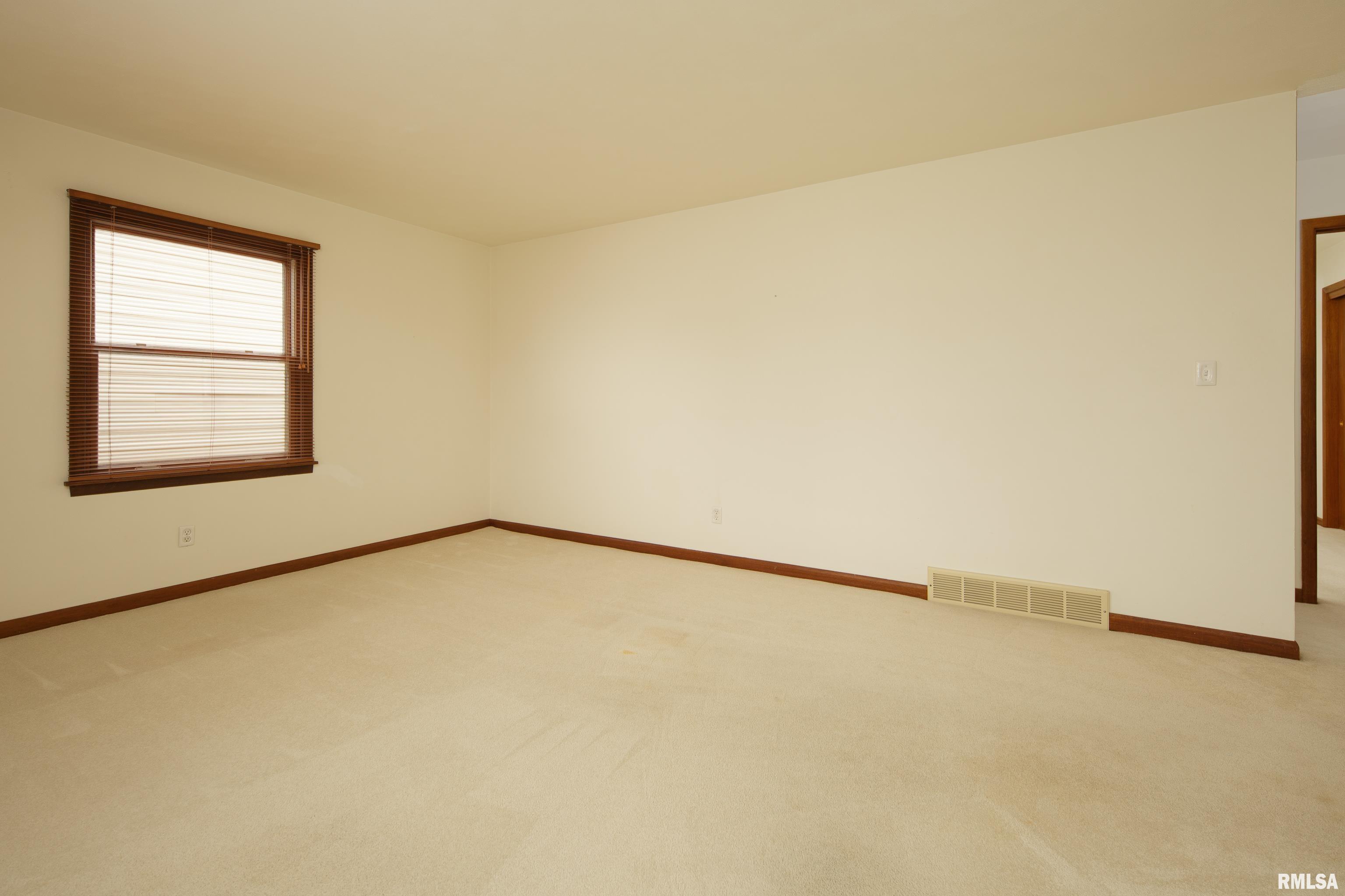 4614 47th Street, Moline, Illinois image 12