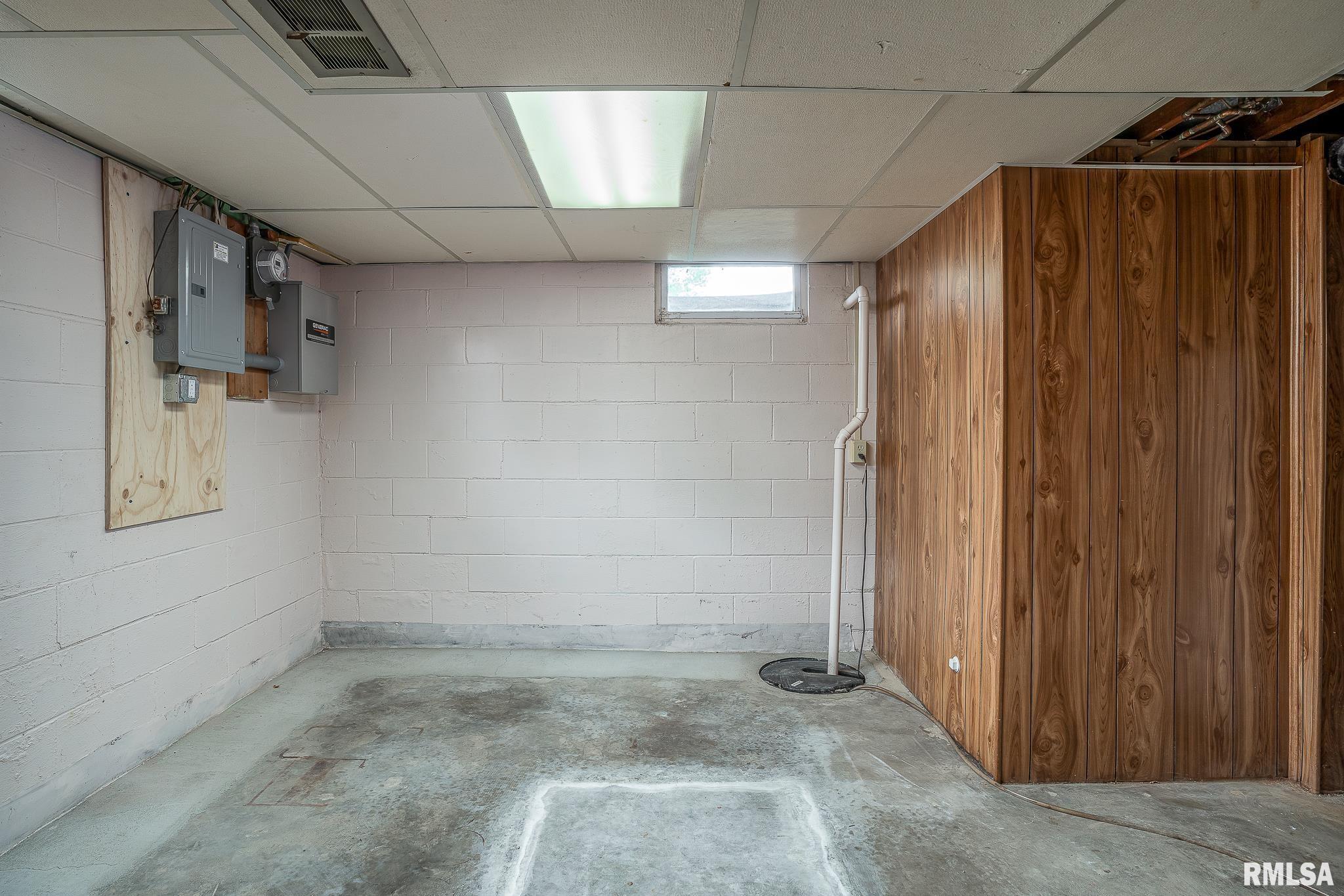1217 7th Avenue Court, Silvis, Illinois image 20