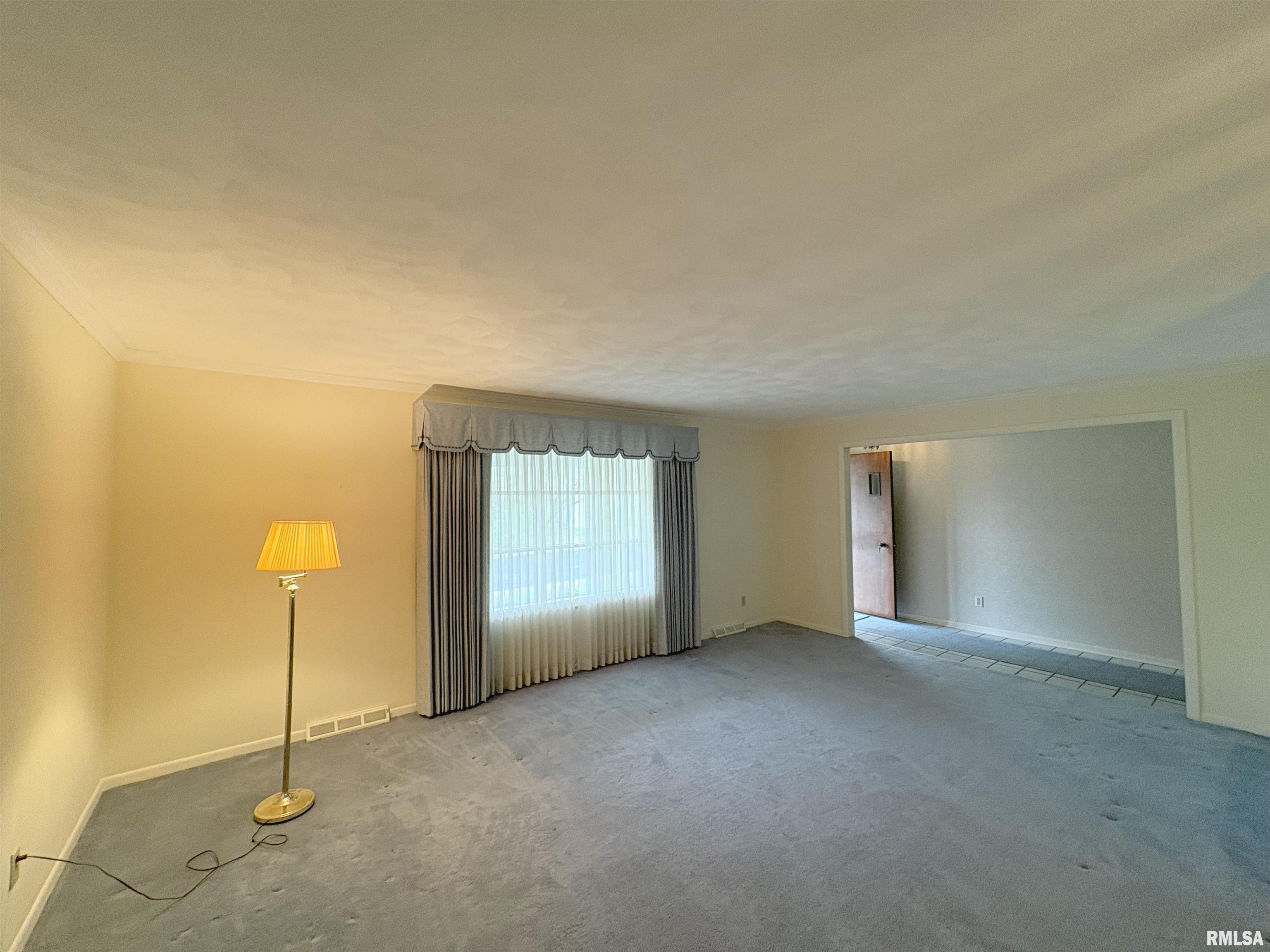 2722 N Kingston Drive, Peoria, Illinois image 10