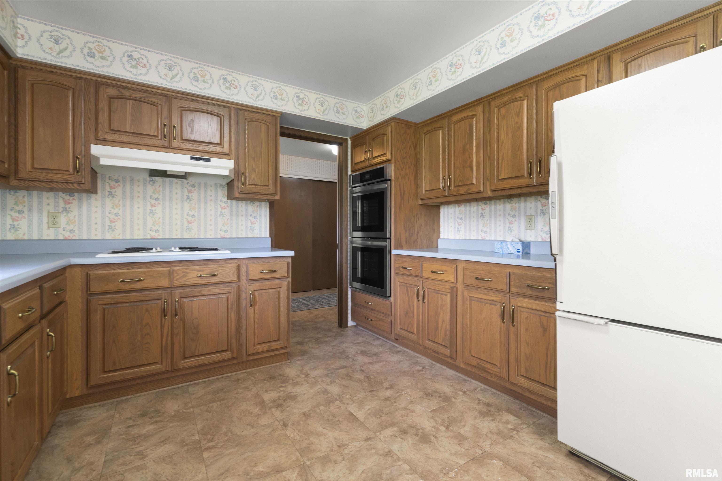 2722 N Kingston Drive, Peoria, Illinois image 23