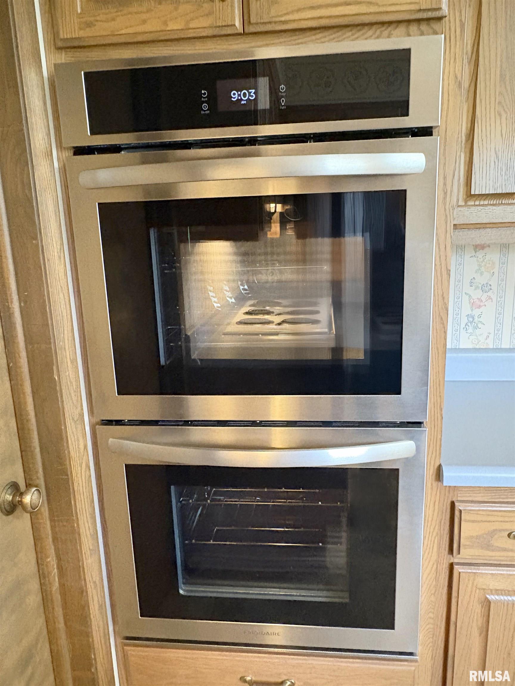 2722 N Kingston Drive, Peoria, Illinois image 24