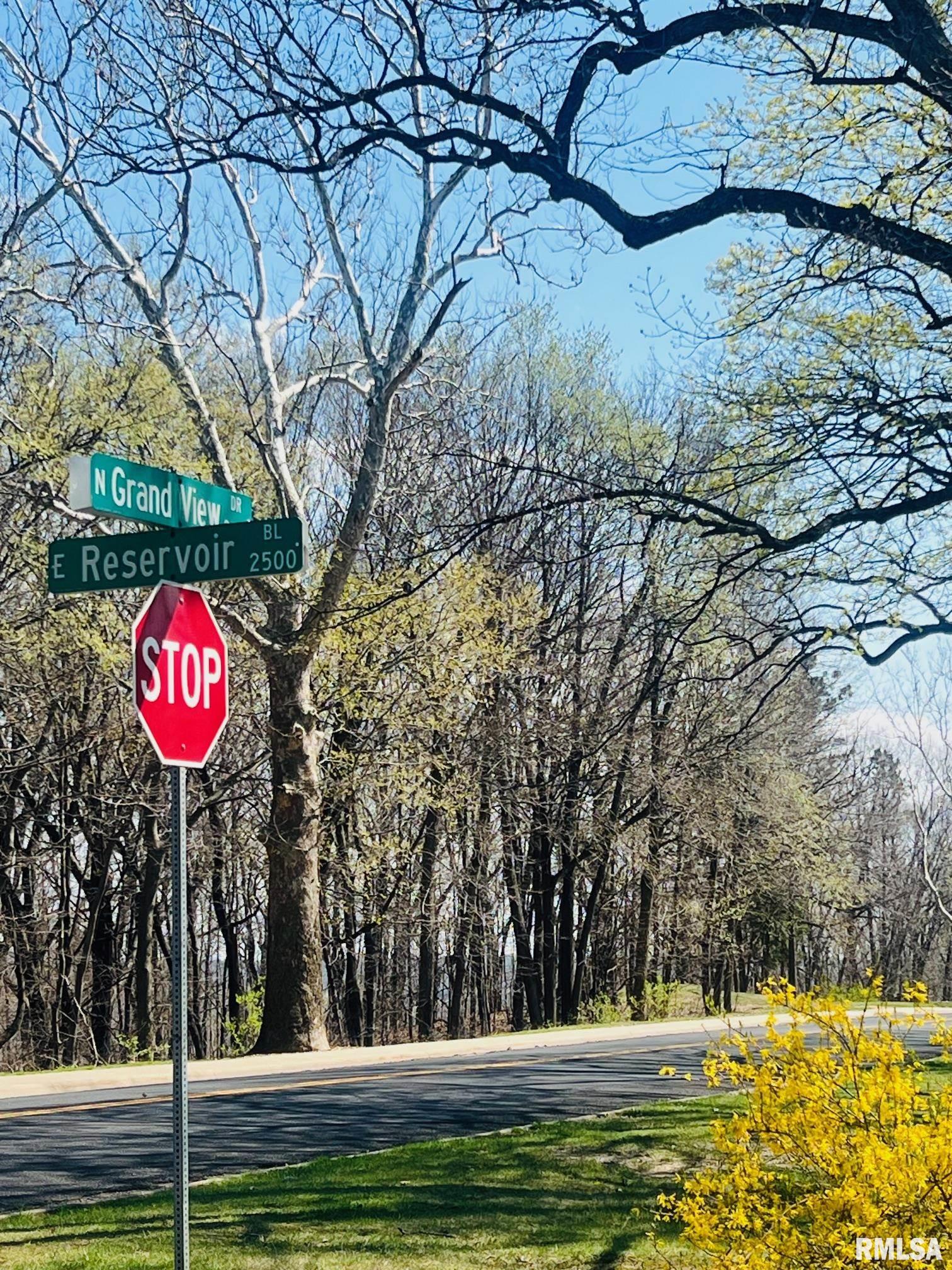 2300 E Reservoir Boulevard, Peoria, Illinois image 27