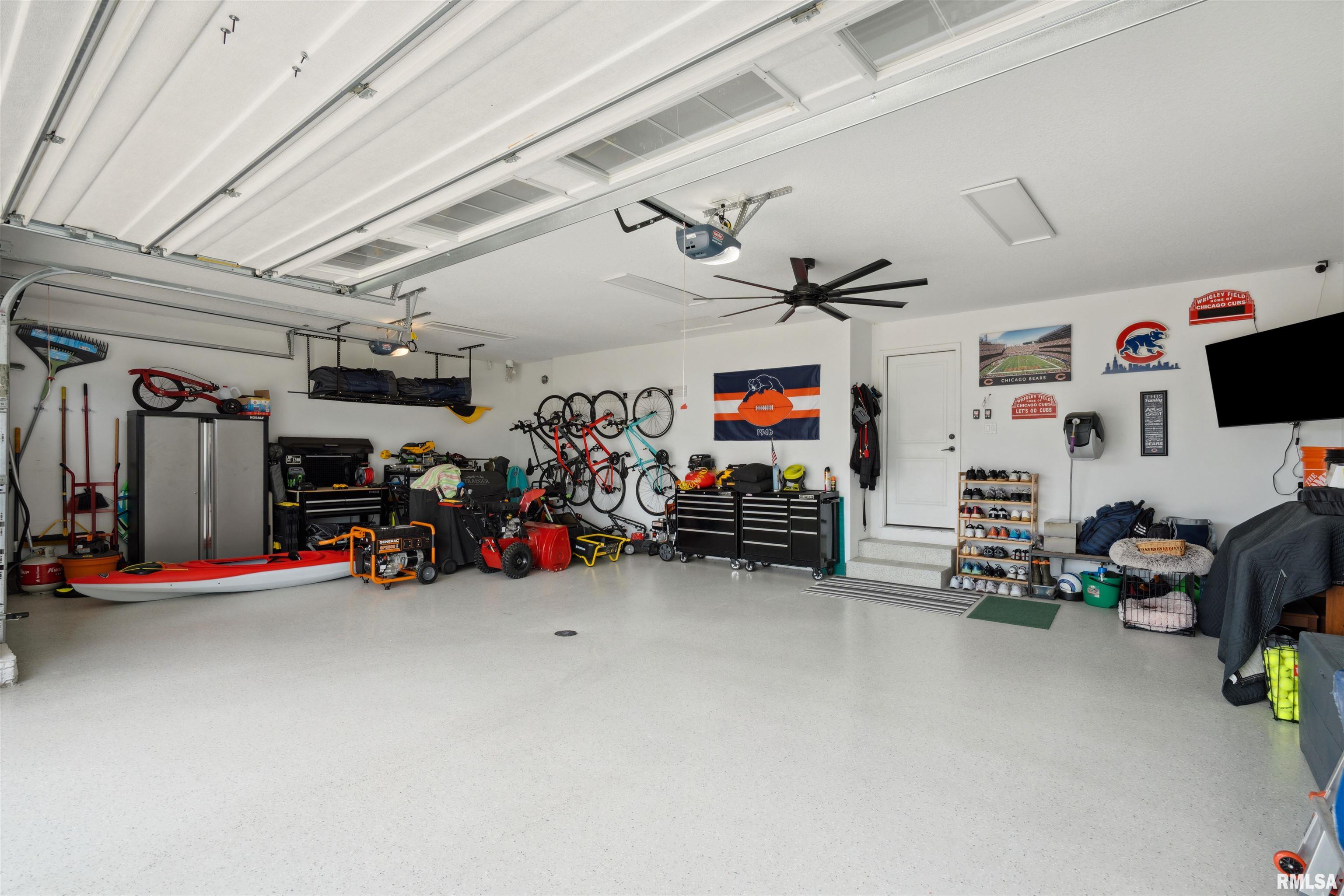 4478 Lakeside Drive, Bettendorf, Iowa image 44