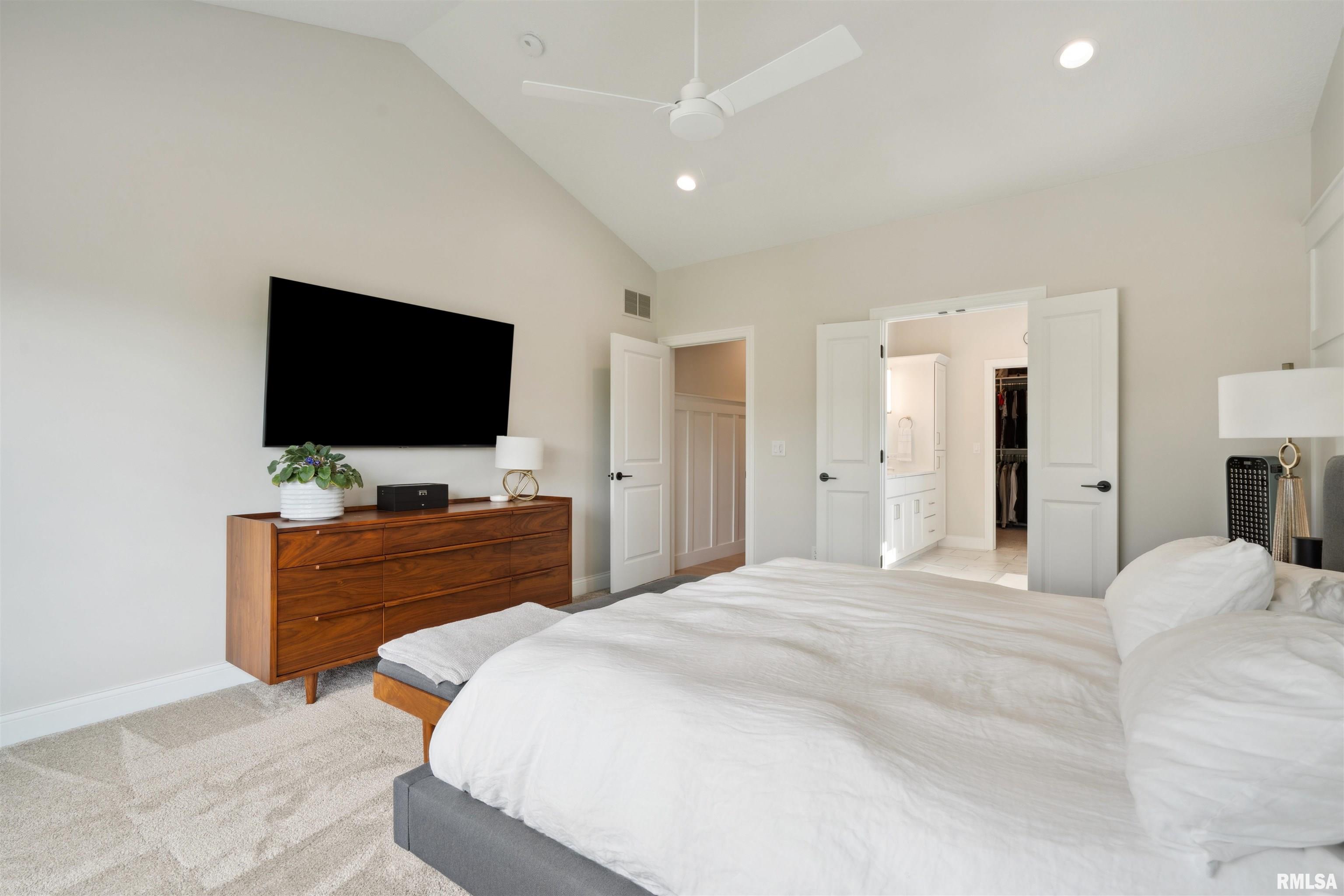 4478 Lakeside Drive, Bettendorf, Iowa image 20