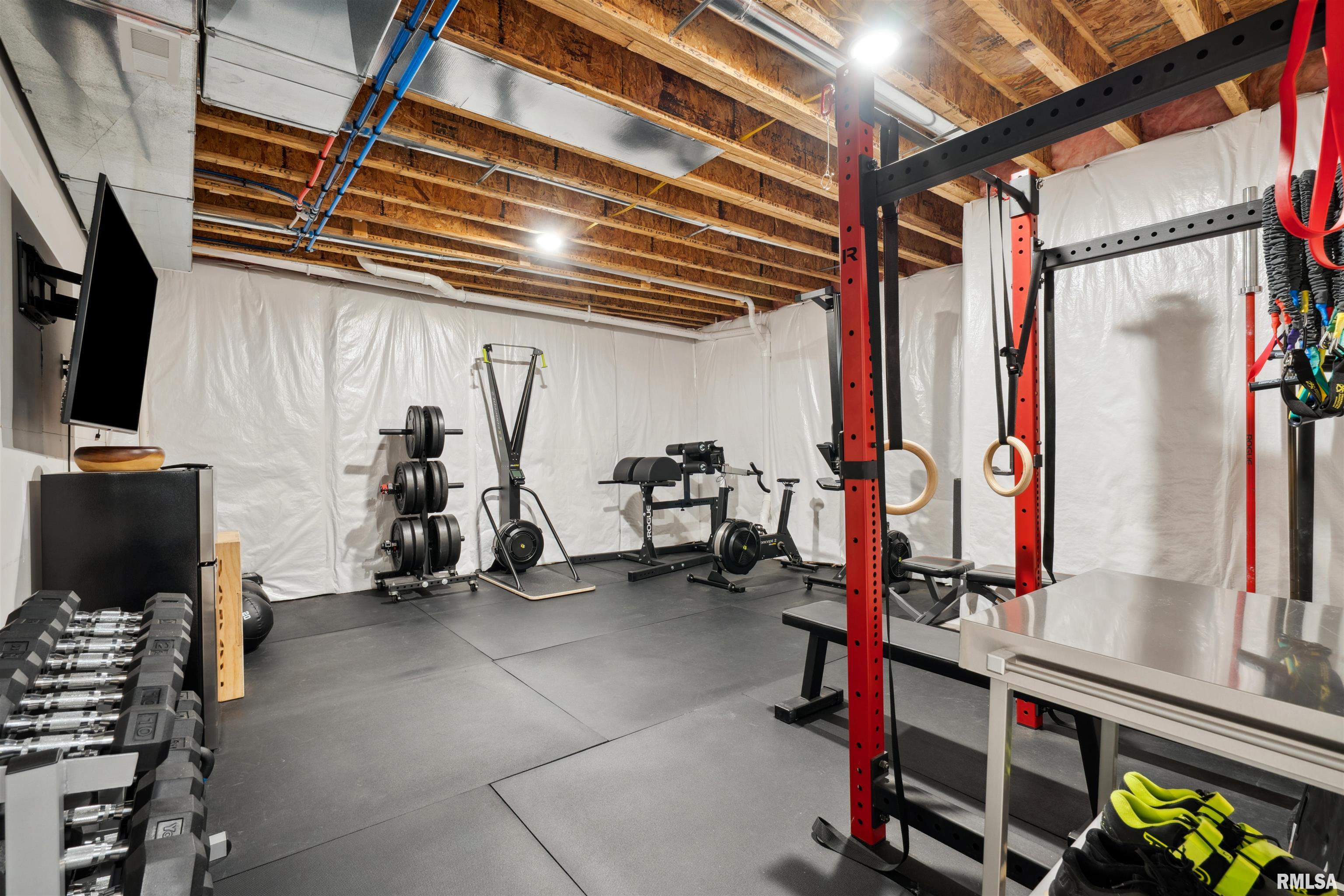 4478 Lakeside Drive, Bettendorf, Iowa image 35