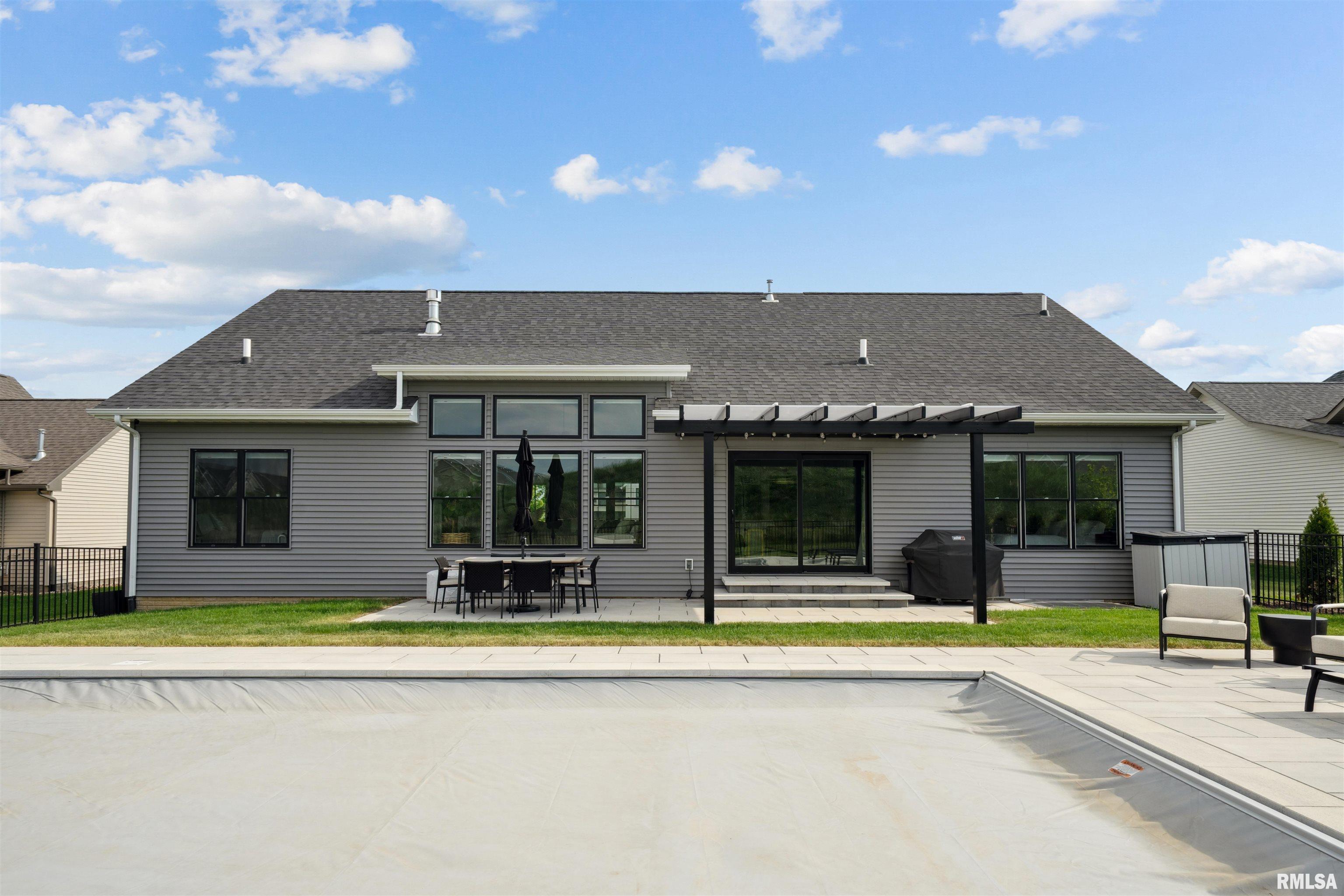 4478 Lakeside Drive, Bettendorf, Iowa image 38