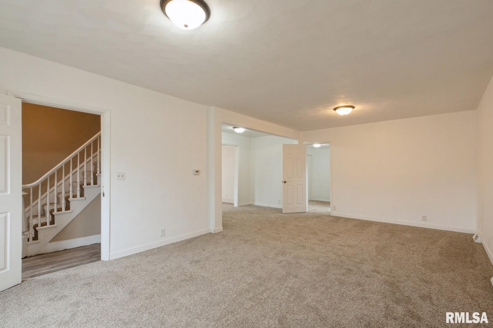 315 6th Avenue, De Witt, Iowa image 10