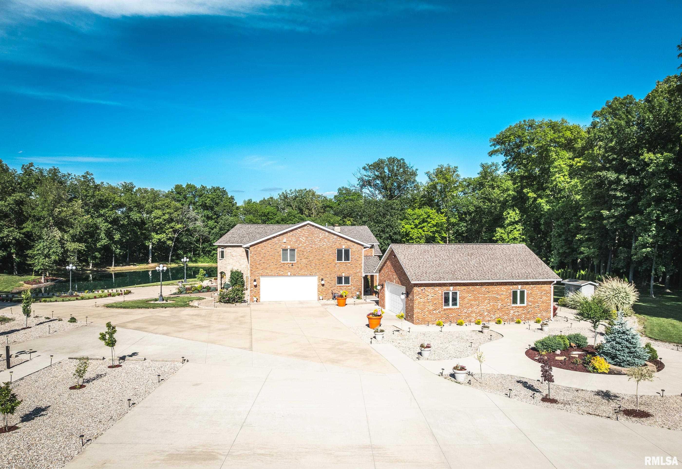 13642 Saint Rose Road, Highland, Illinois image 5