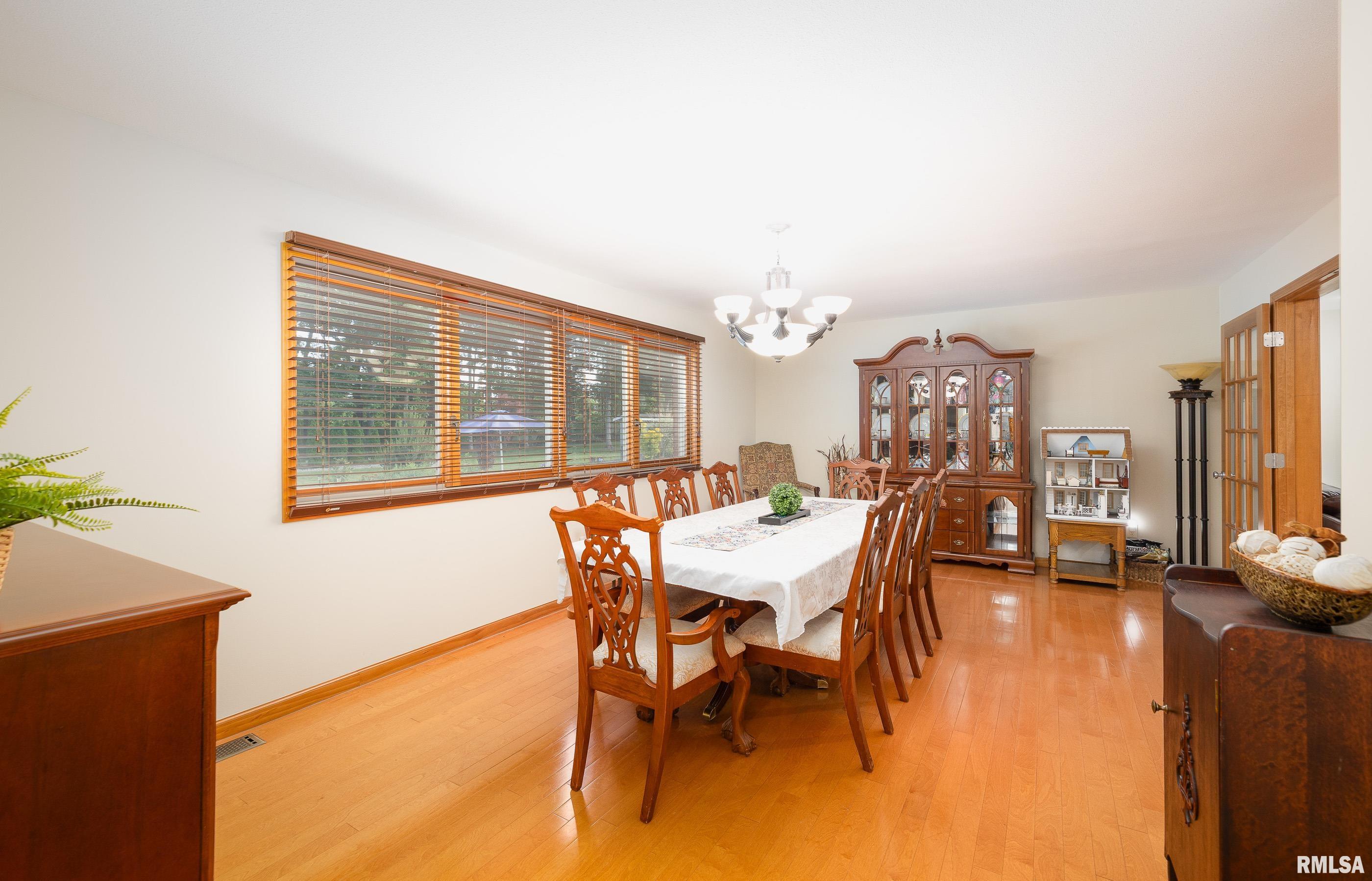 13642 Saint Rose Road, Highland, Illinois image 38
