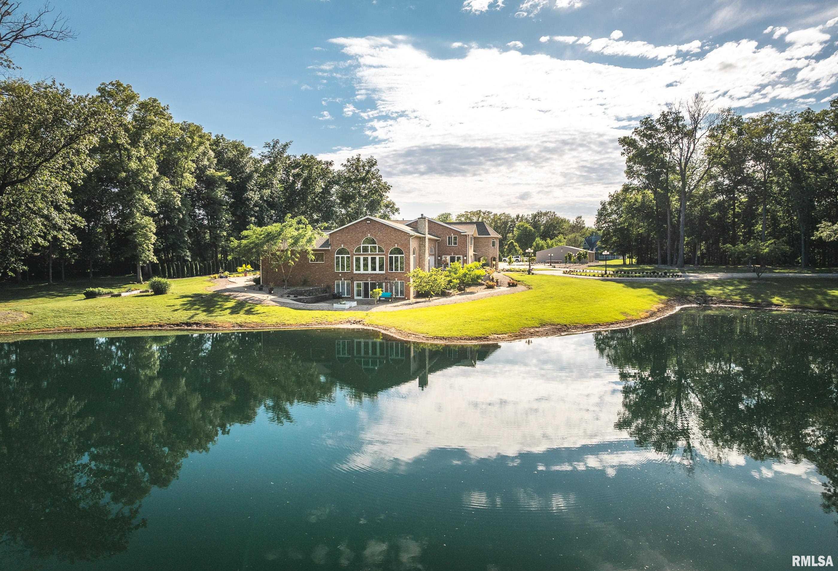 13642 Saint Rose Road, Highland, Illinois image 8