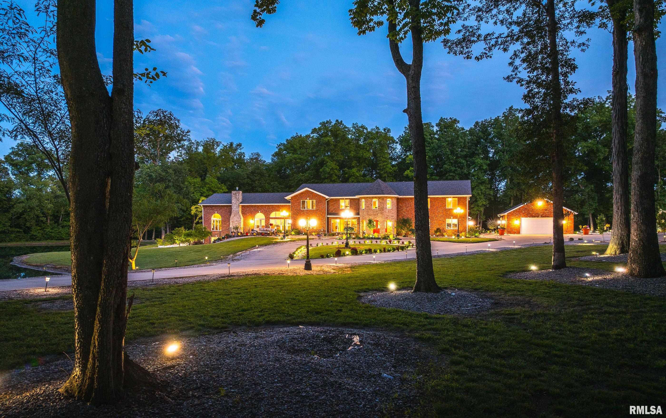 13642 Saint Rose Road, Highland, Illinois image 2