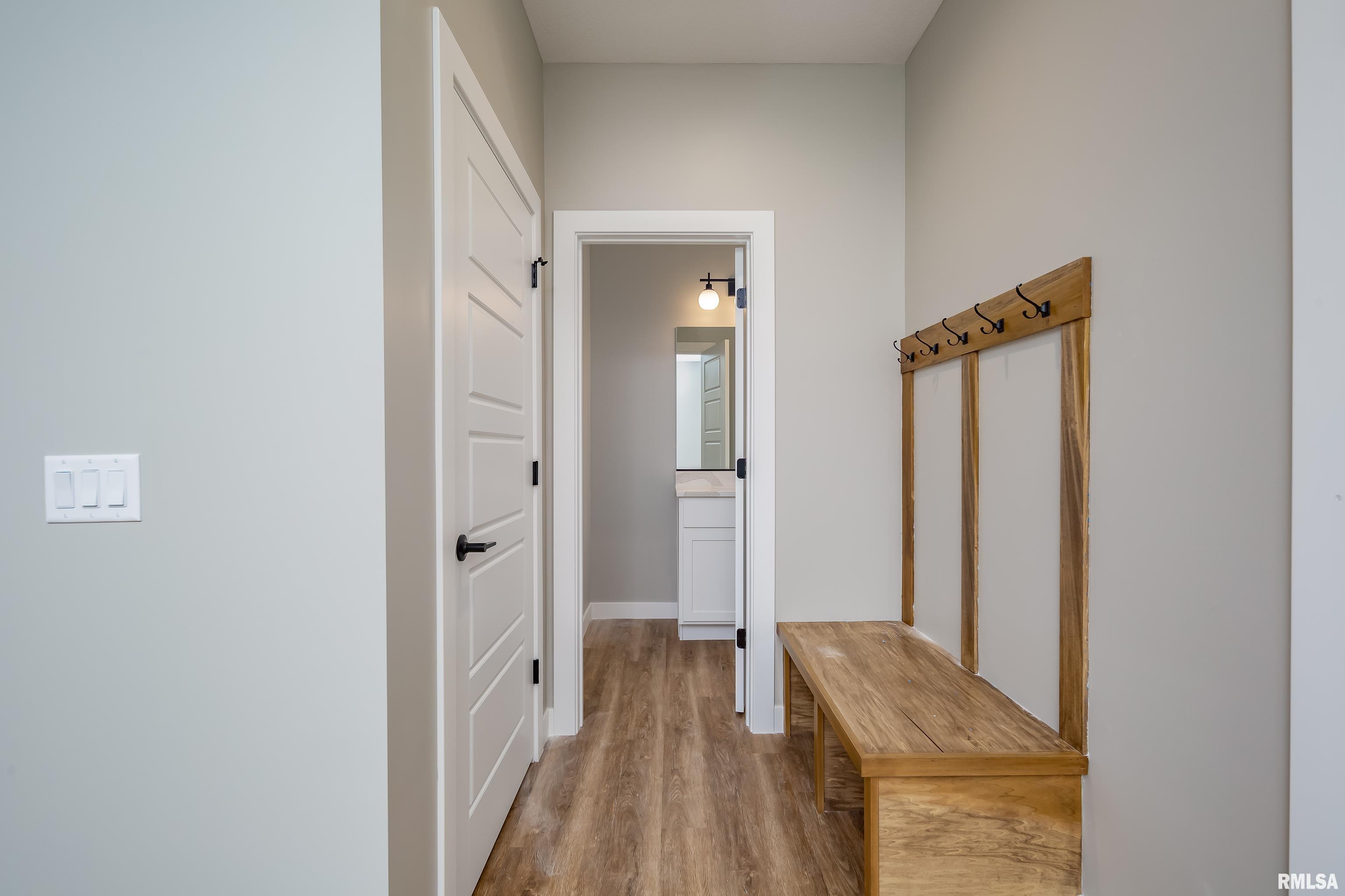 5210 Pandit Drive, Bettendorf, Iowa image 4