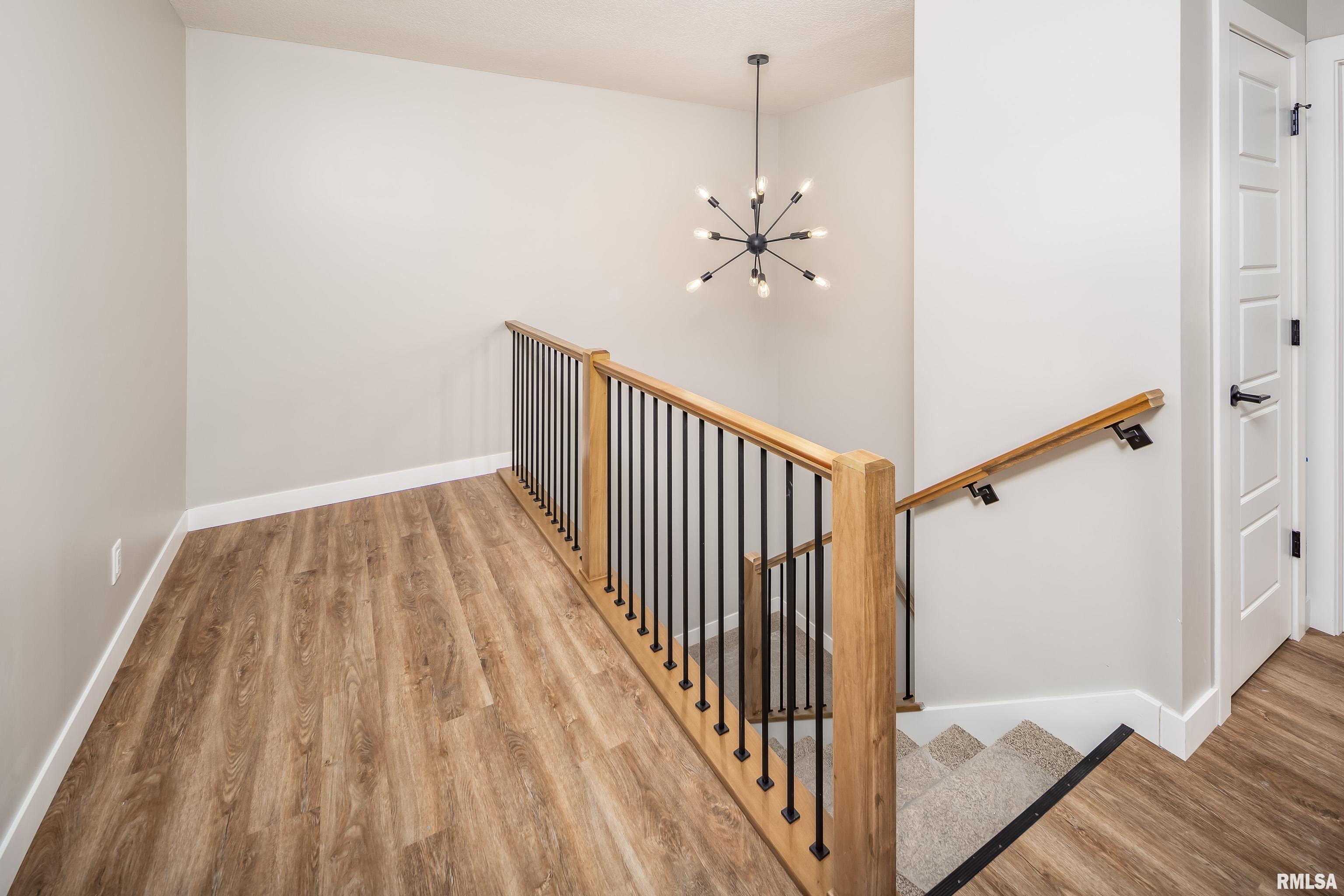 5210 Pandit Drive, Bettendorf, Iowa image 16