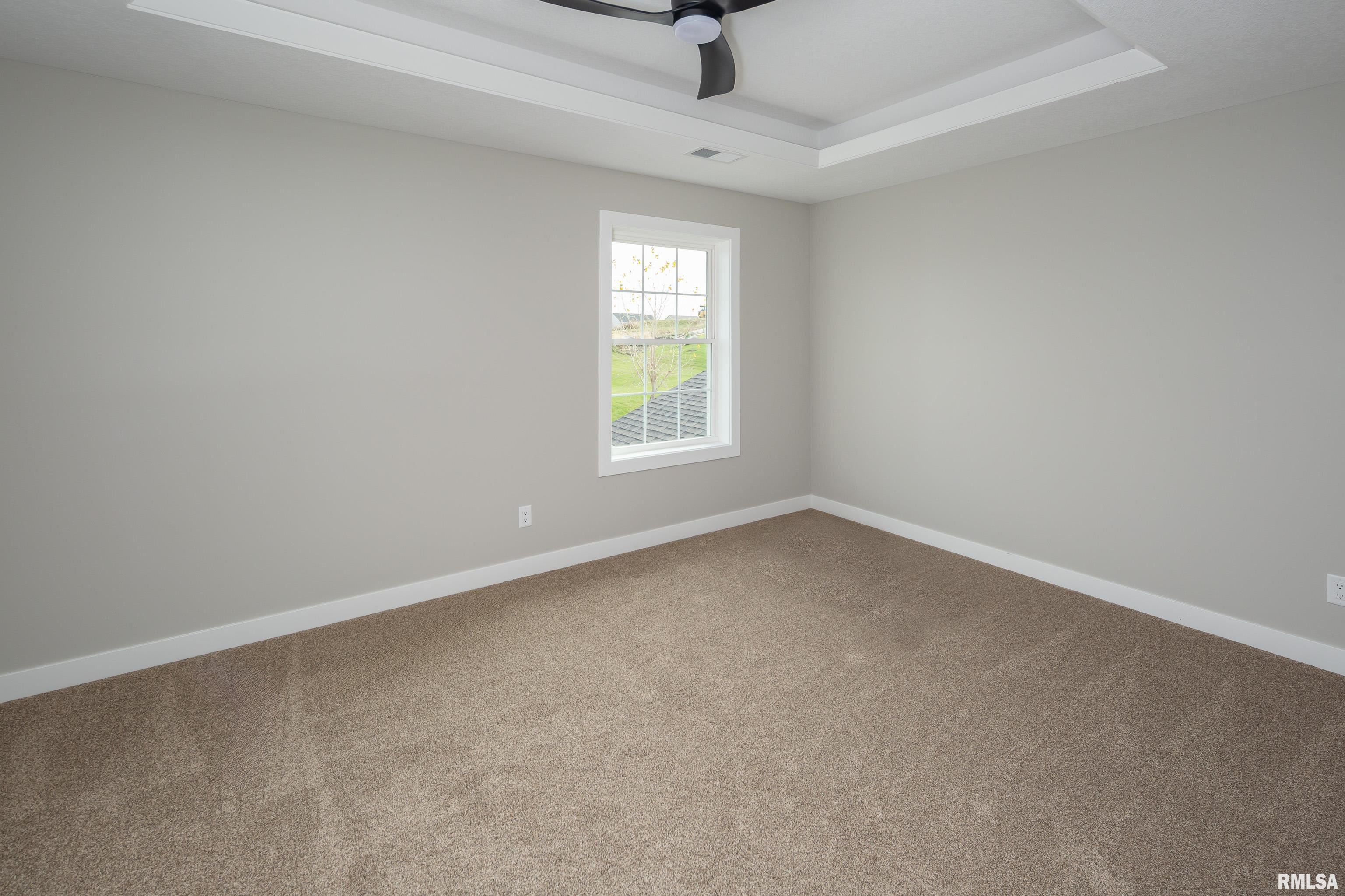 5210 Pandit Drive, Bettendorf, Iowa image 22