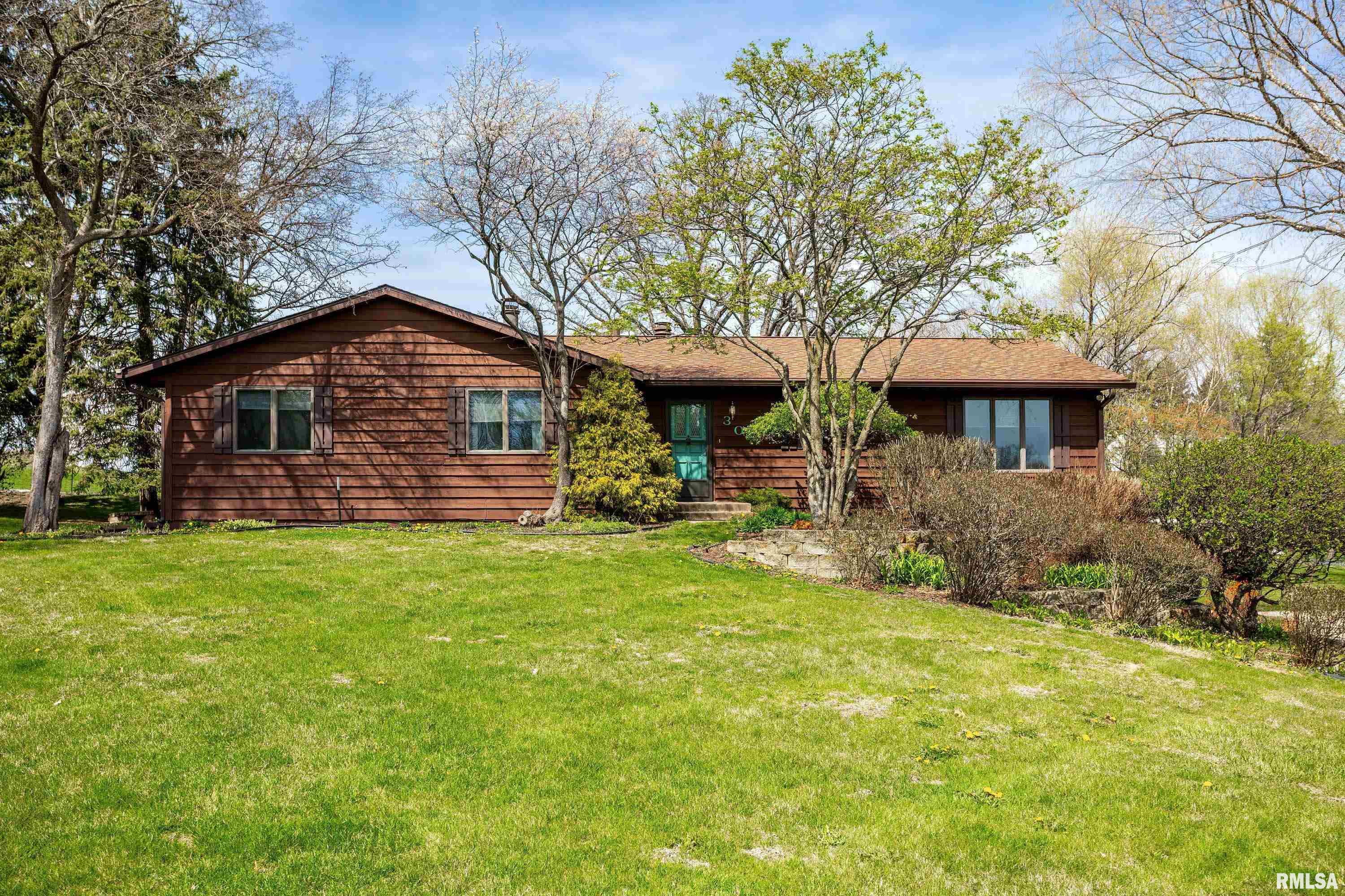 30 Meadowbrook Drive, Geneseo, Illinois image 1