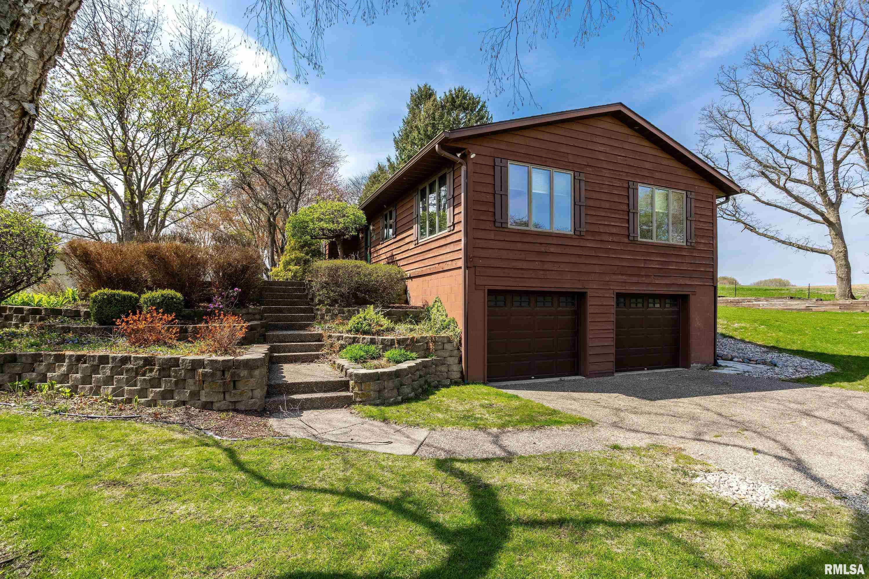 30 Meadowbrook Drive, Geneseo, Illinois image 2