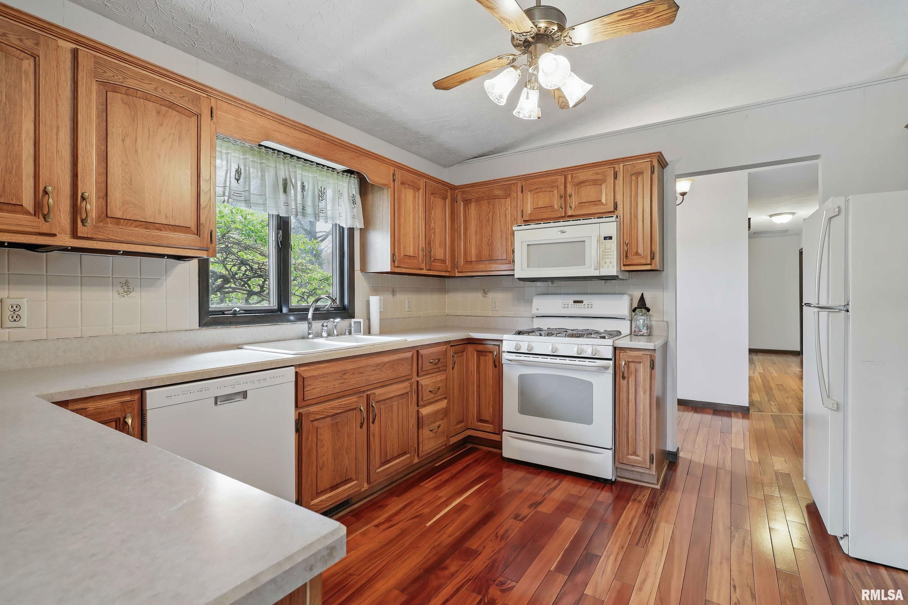 30 Meadowbrook Drive, Geneseo, Illinois image 21