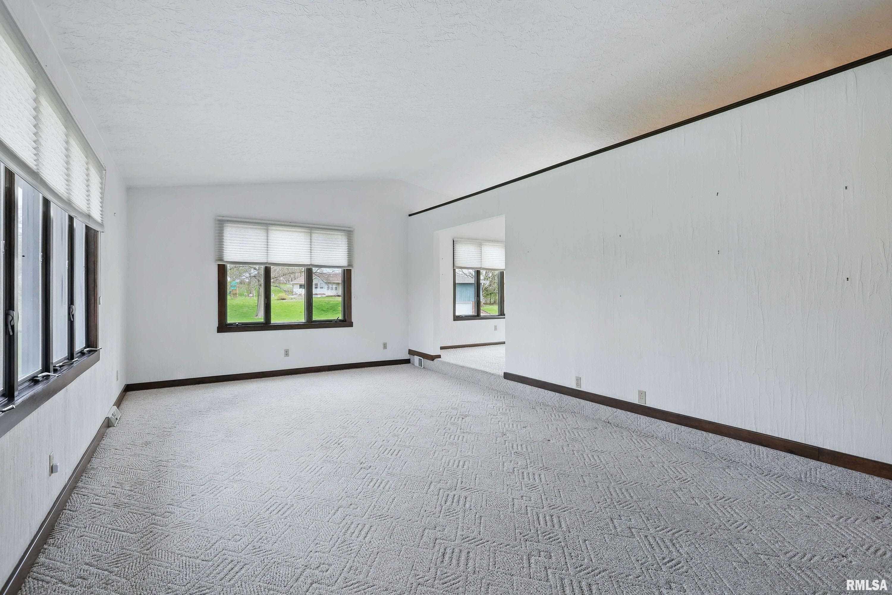 30 Meadowbrook Drive, Geneseo, Illinois image 12