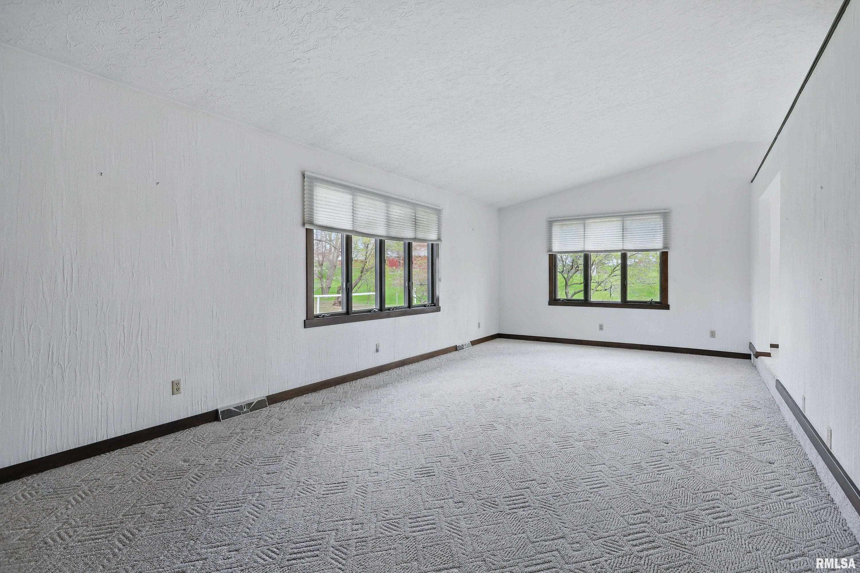 30 Meadowbrook Drive, Geneseo, Illinois image 11