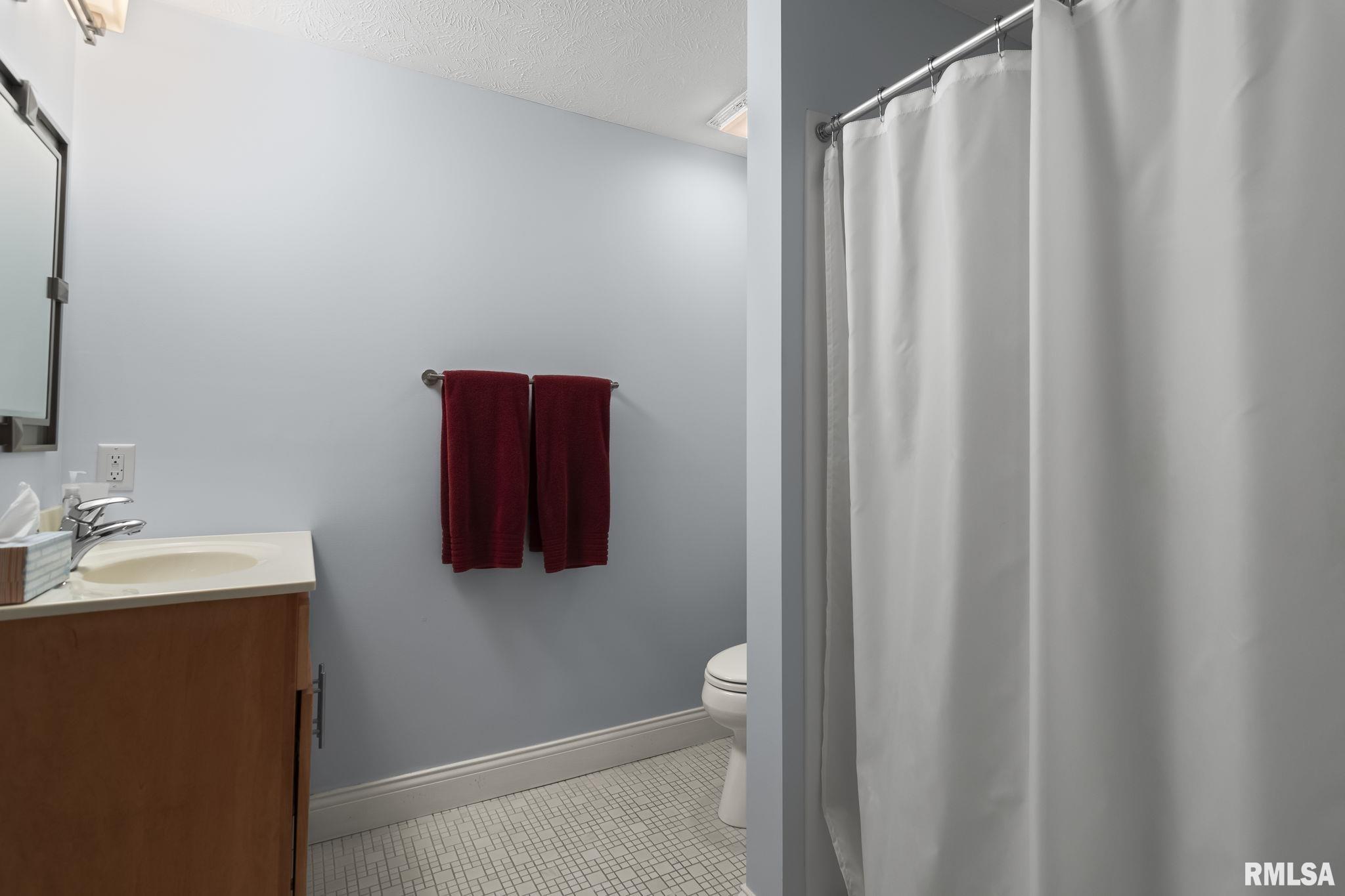 3113 Ironoak Circle, Springfield, Illinois image 47