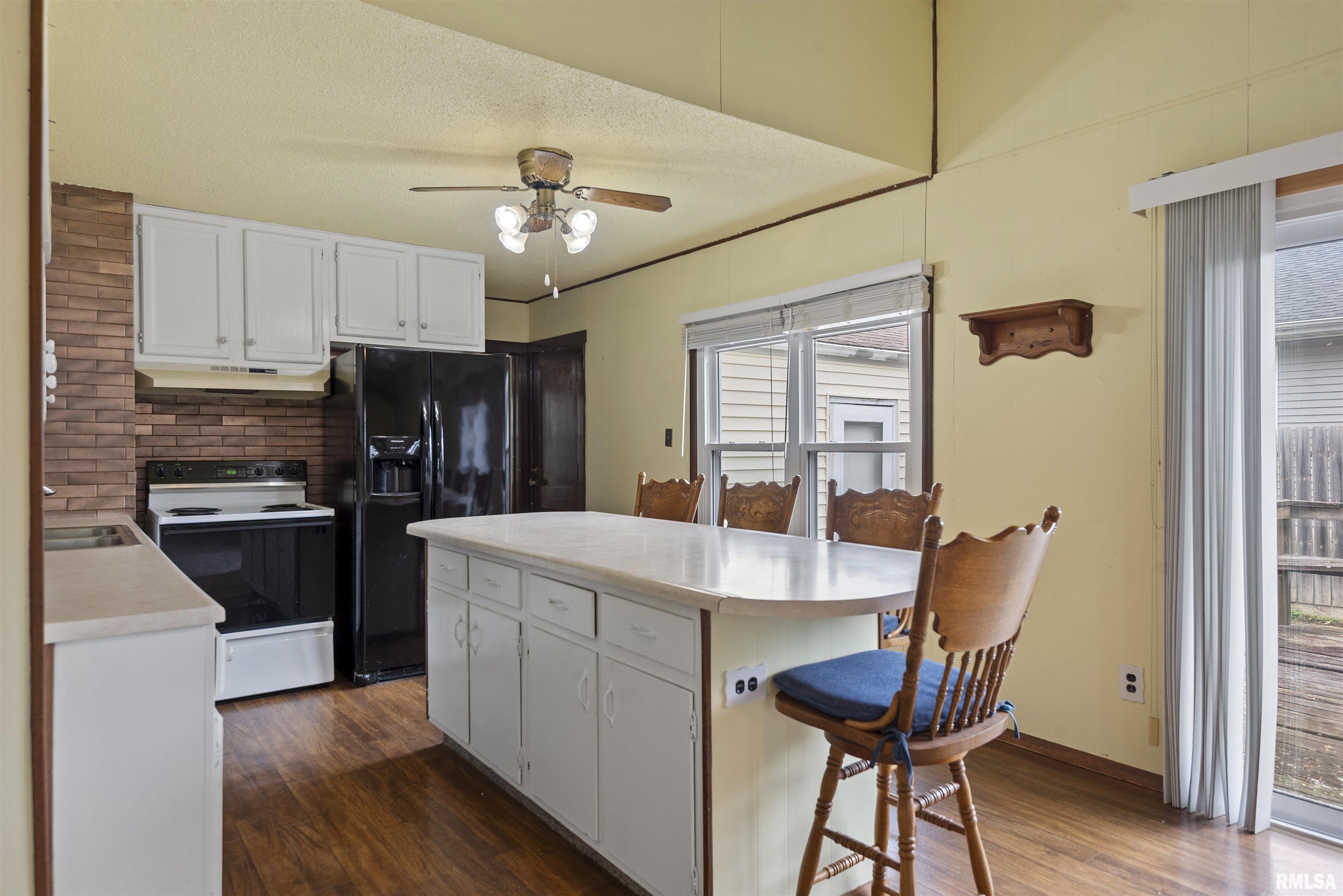 2700 Park Avenue, Springfield, Illinois image 10