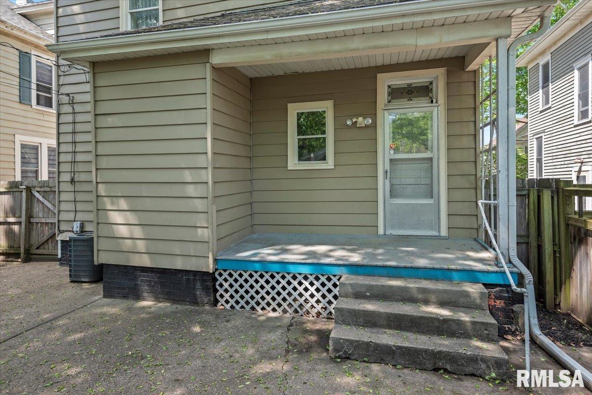 822 S Douglas Avenue, Springfield, Illinois image 33