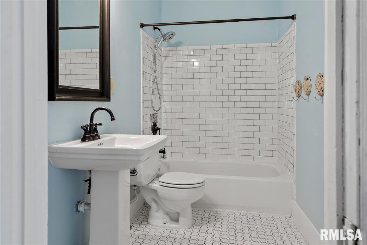 822 S Douglas Avenue, Springfield, Illinois image 13