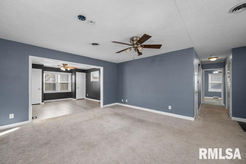 2838 38th Avenue, Rock Island, Illinois image 13