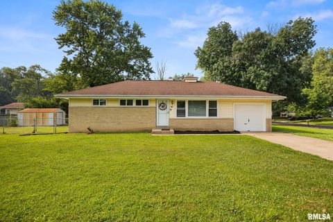 Homes For Sale - 5306 N Plaza Drive<br/> Peoria, IL 61614