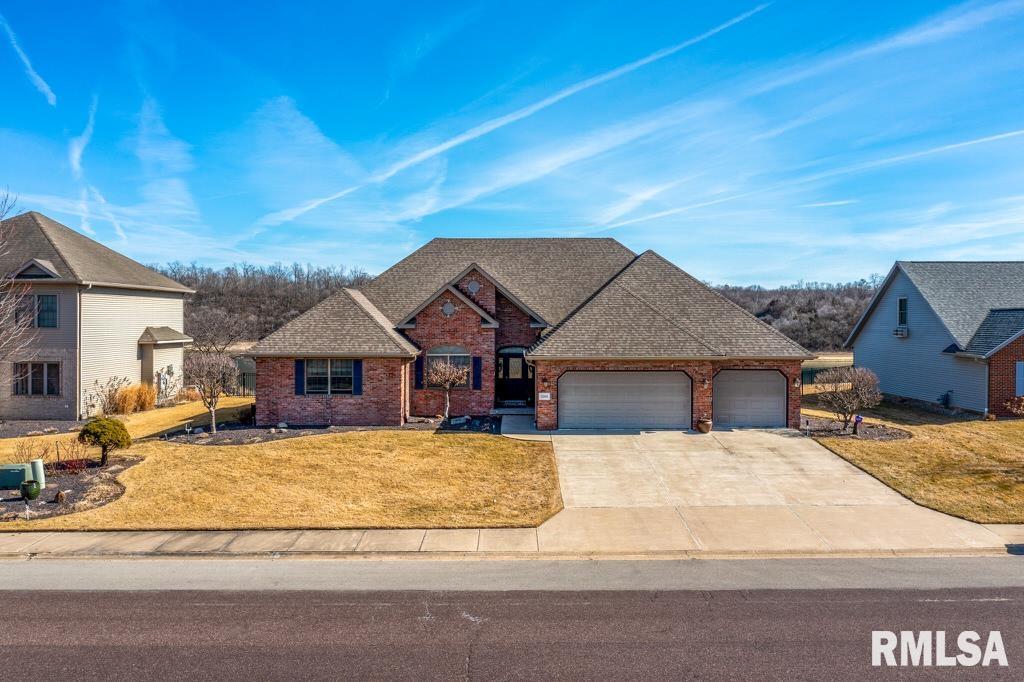 2000 Susan Hope Drive, Pekin, Illinois image 50
