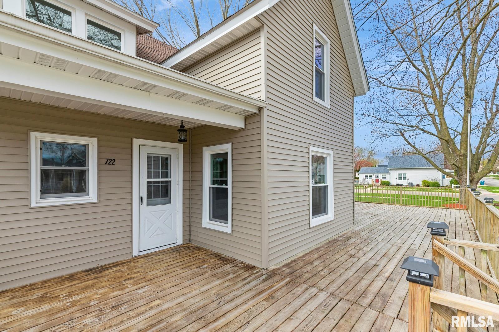 722 3rd Avenue, De Witt, Iowa image 6