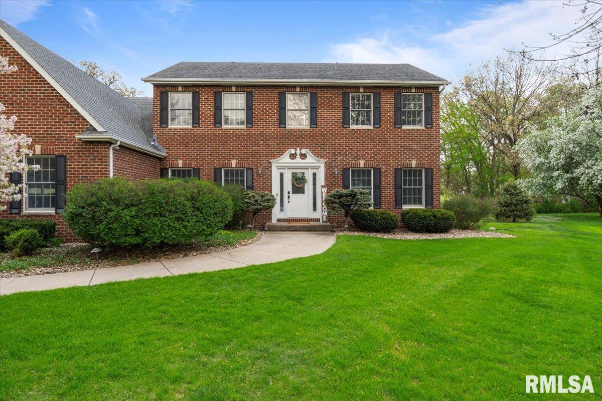 4 Pinehurst Court, Coal Valley, Illinois image 1