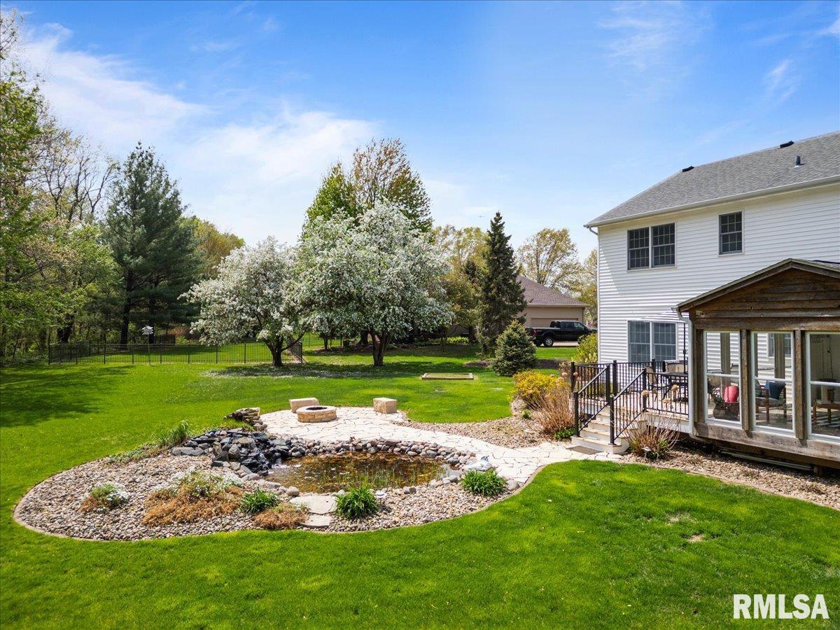 4 Pinehurst Court, Coal Valley, Illinois image 8