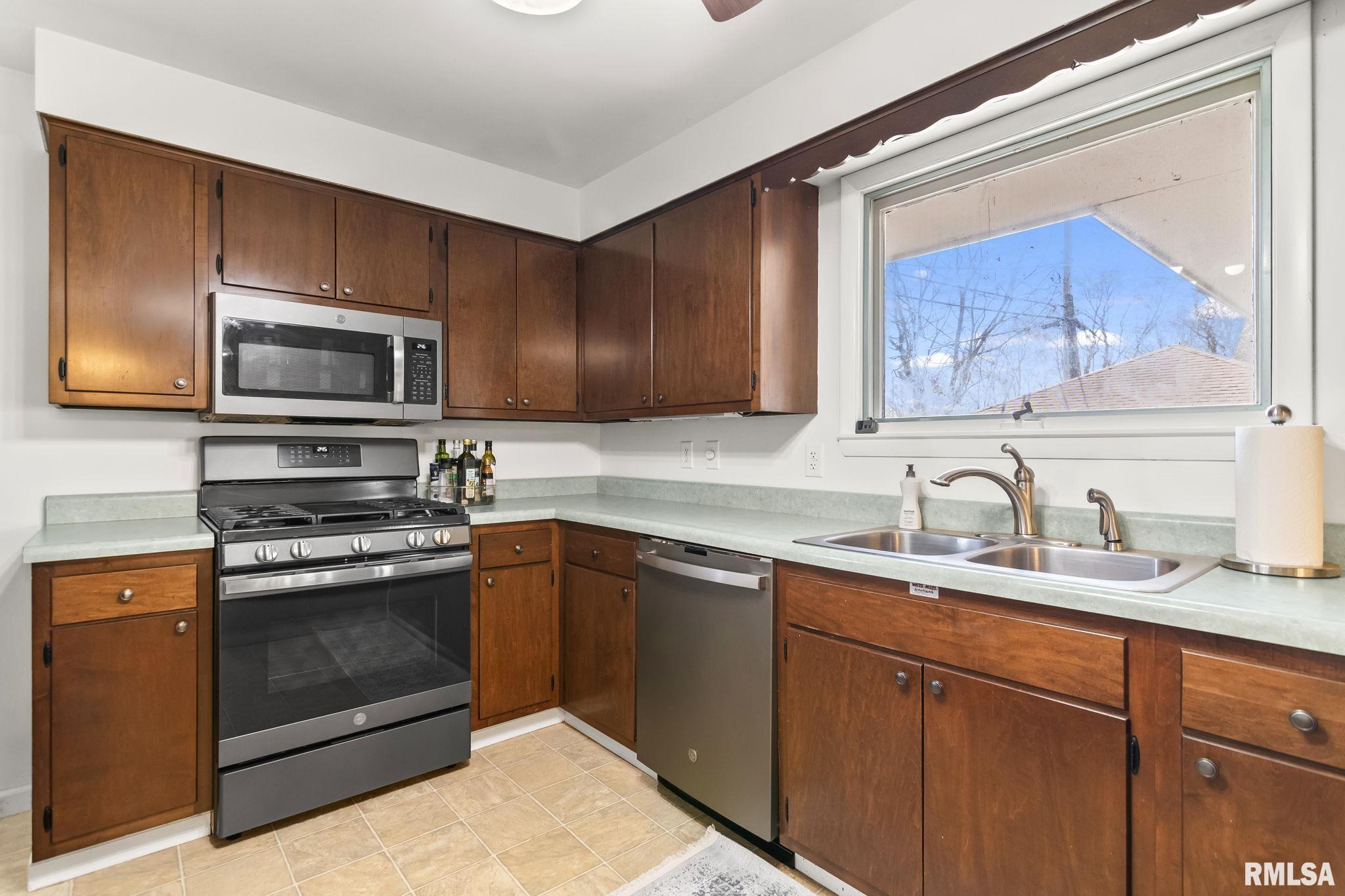 2607 S Lincoln Avenue, Springfield, Illinois image 13