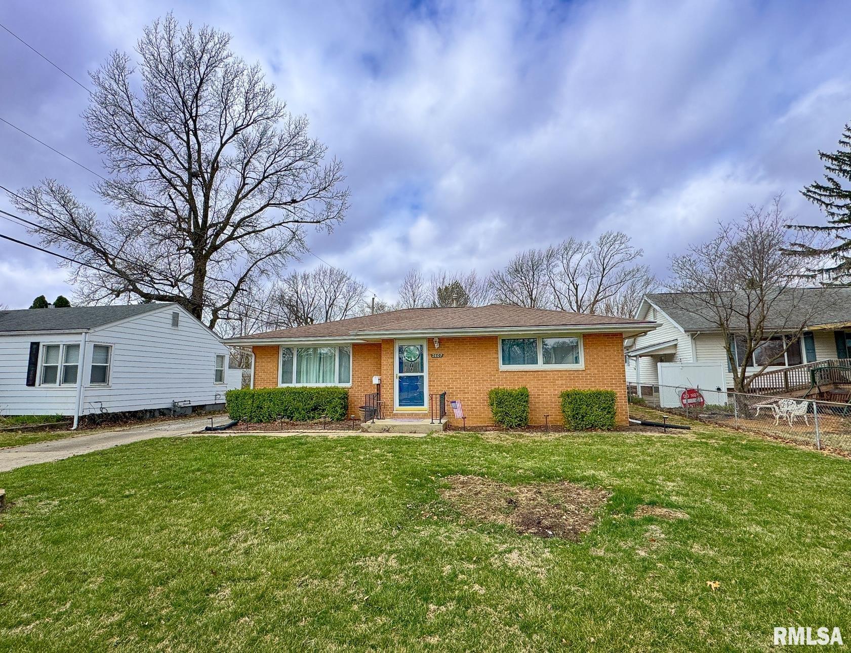 2607 S Lincoln Avenue, Springfield, Illinois image 1