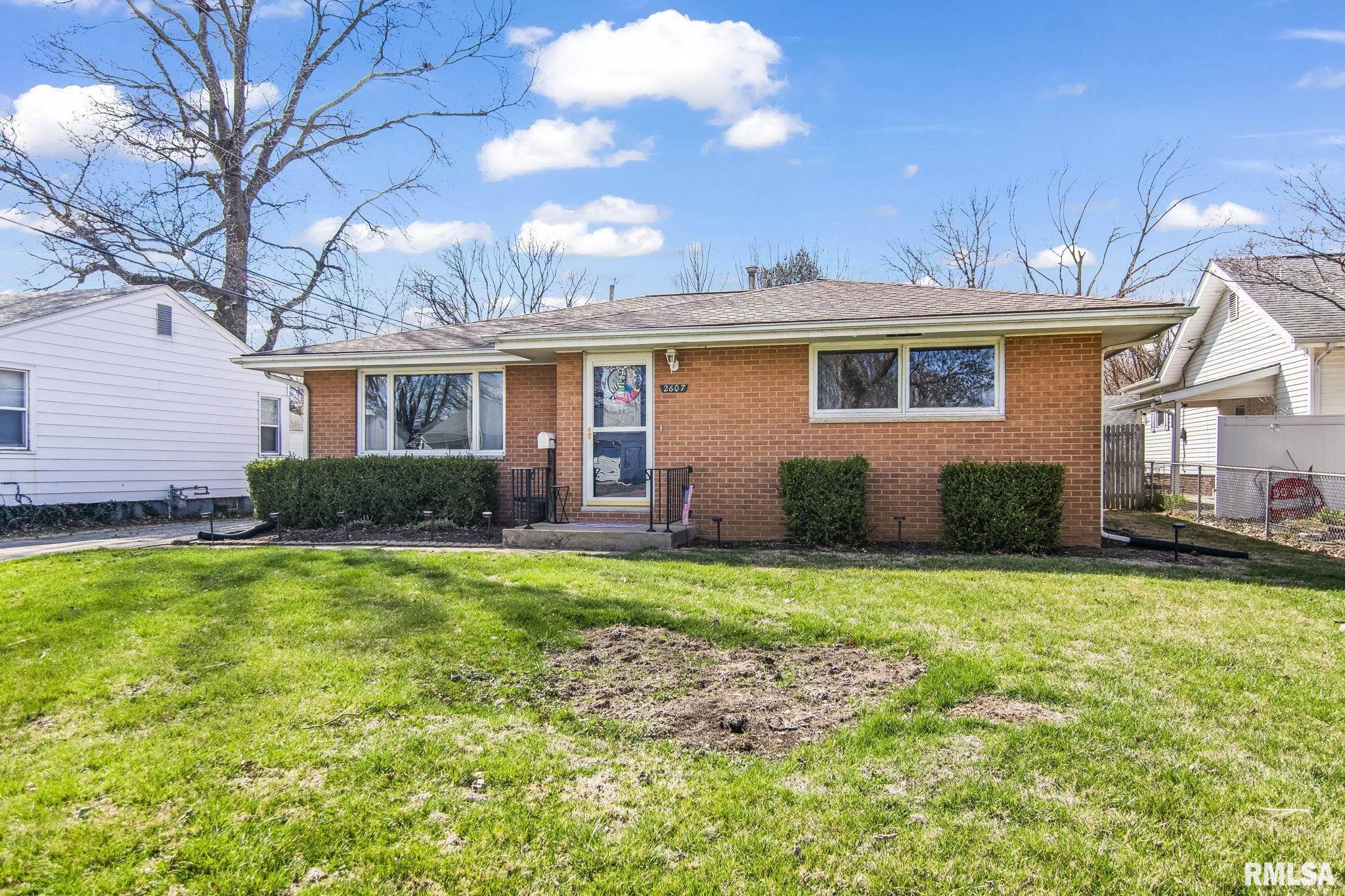 2607 S Lincoln Avenue, Springfield, Illinois image 2