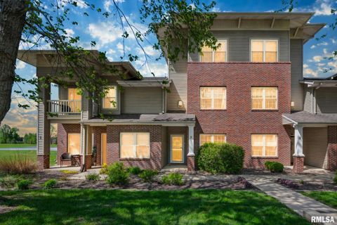 Photo of 11217 N OAKWOOD Drive #3, Peoria, IL 61615 (MLS # PA1265888)