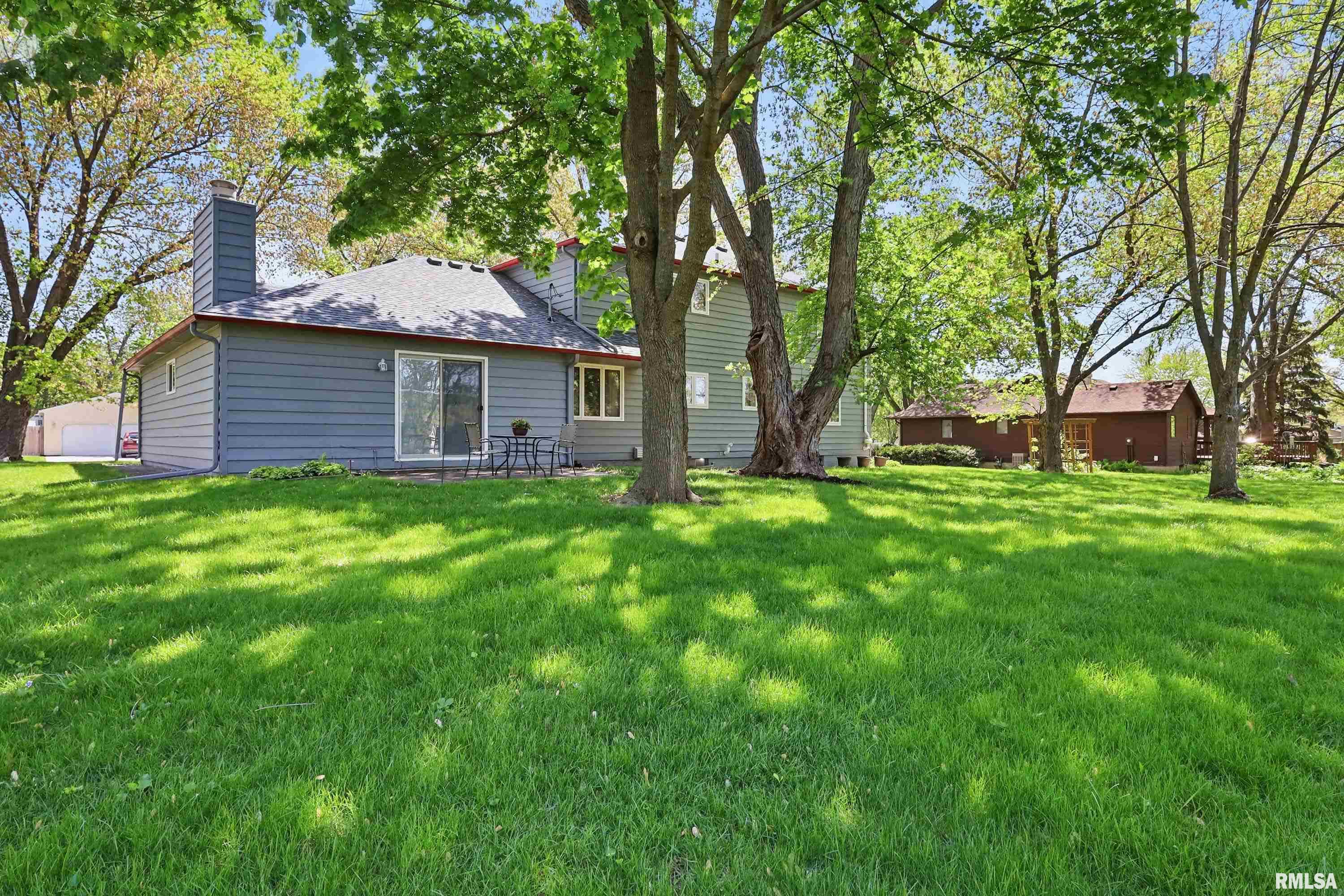 4890 Heatherstone Road, Bettendorf, Iowa image 38