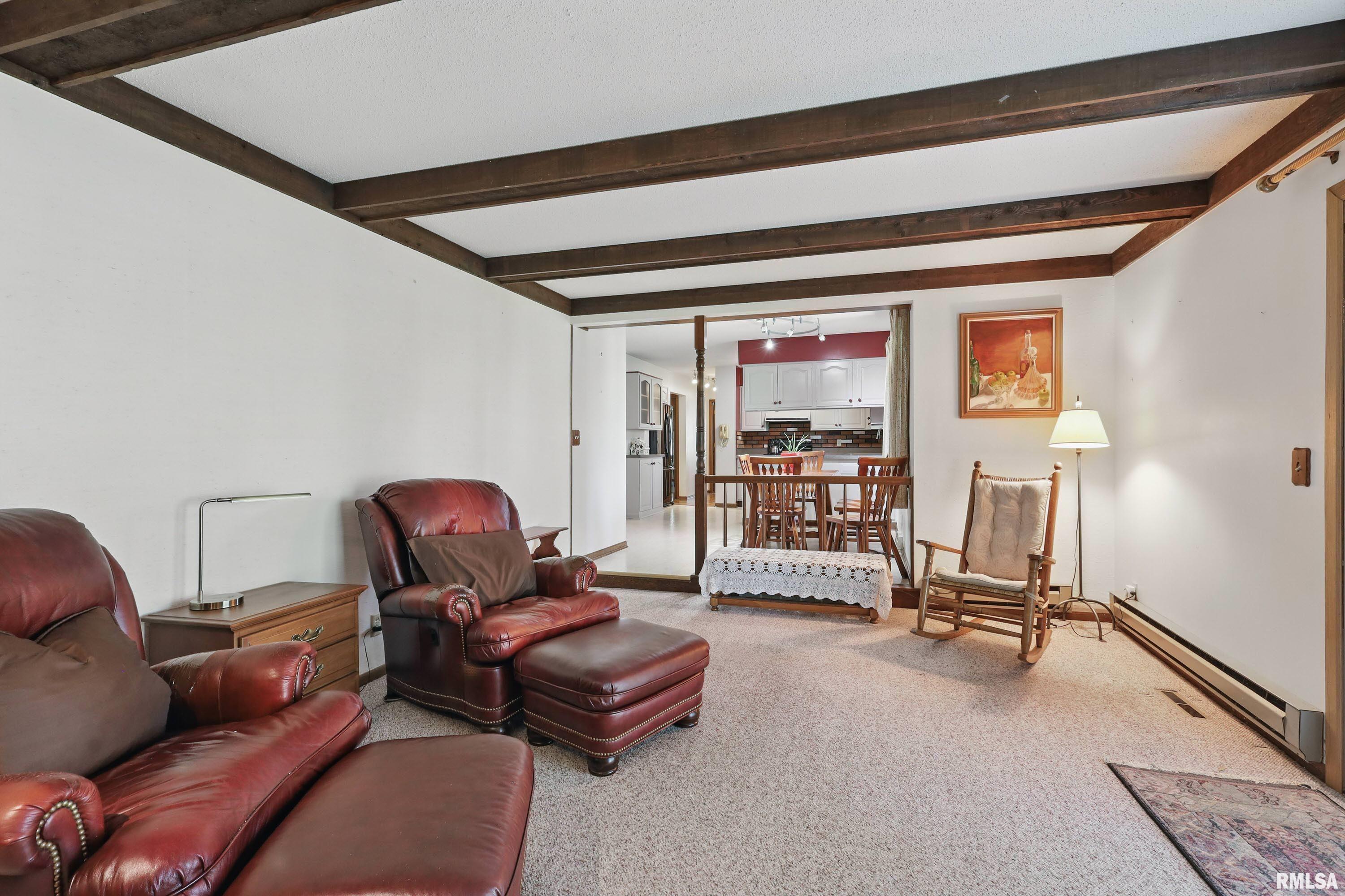 4890 Heatherstone Road, Bettendorf, Iowa image 12