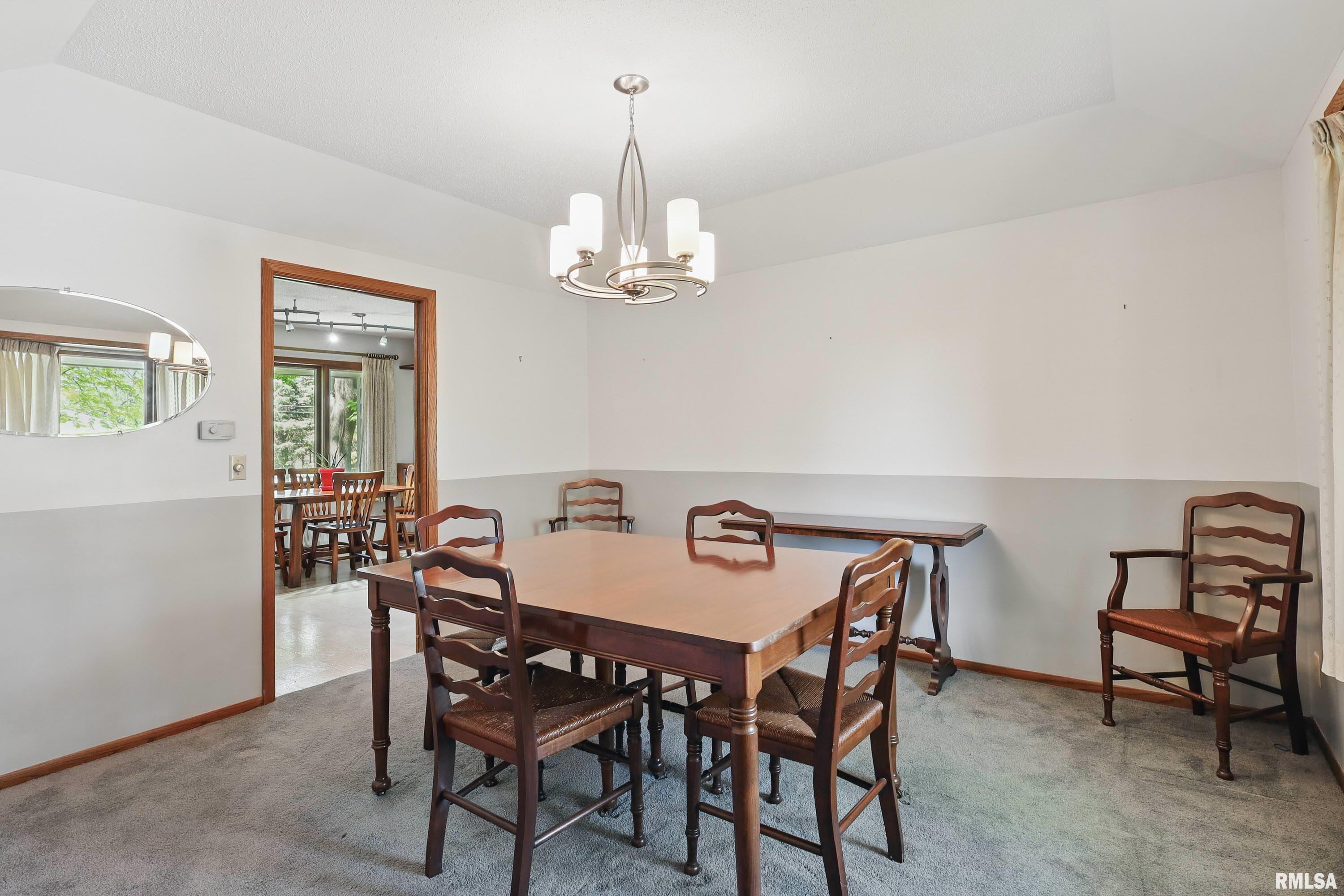 4890 Heatherstone Road, Bettendorf, Iowa image 7
