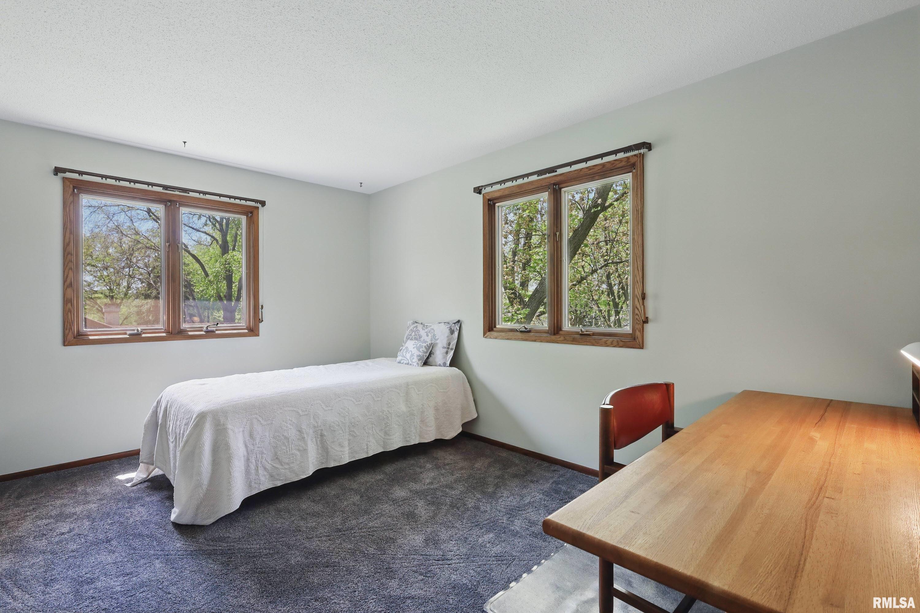 4890 Heatherstone Road, Bettendorf, Iowa image 26