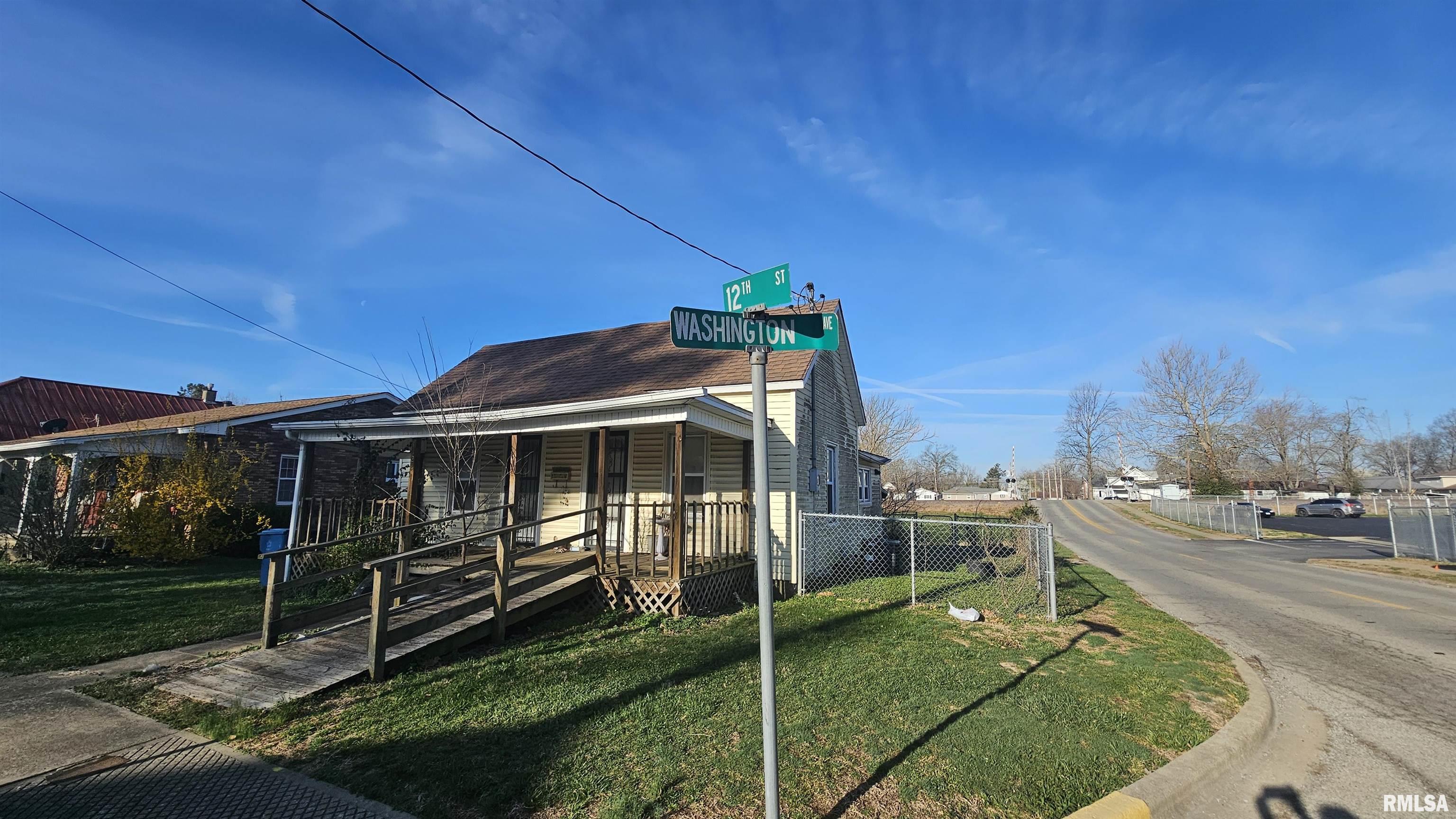 1122 Washington Avenue, Johnston City, Illinois image 2