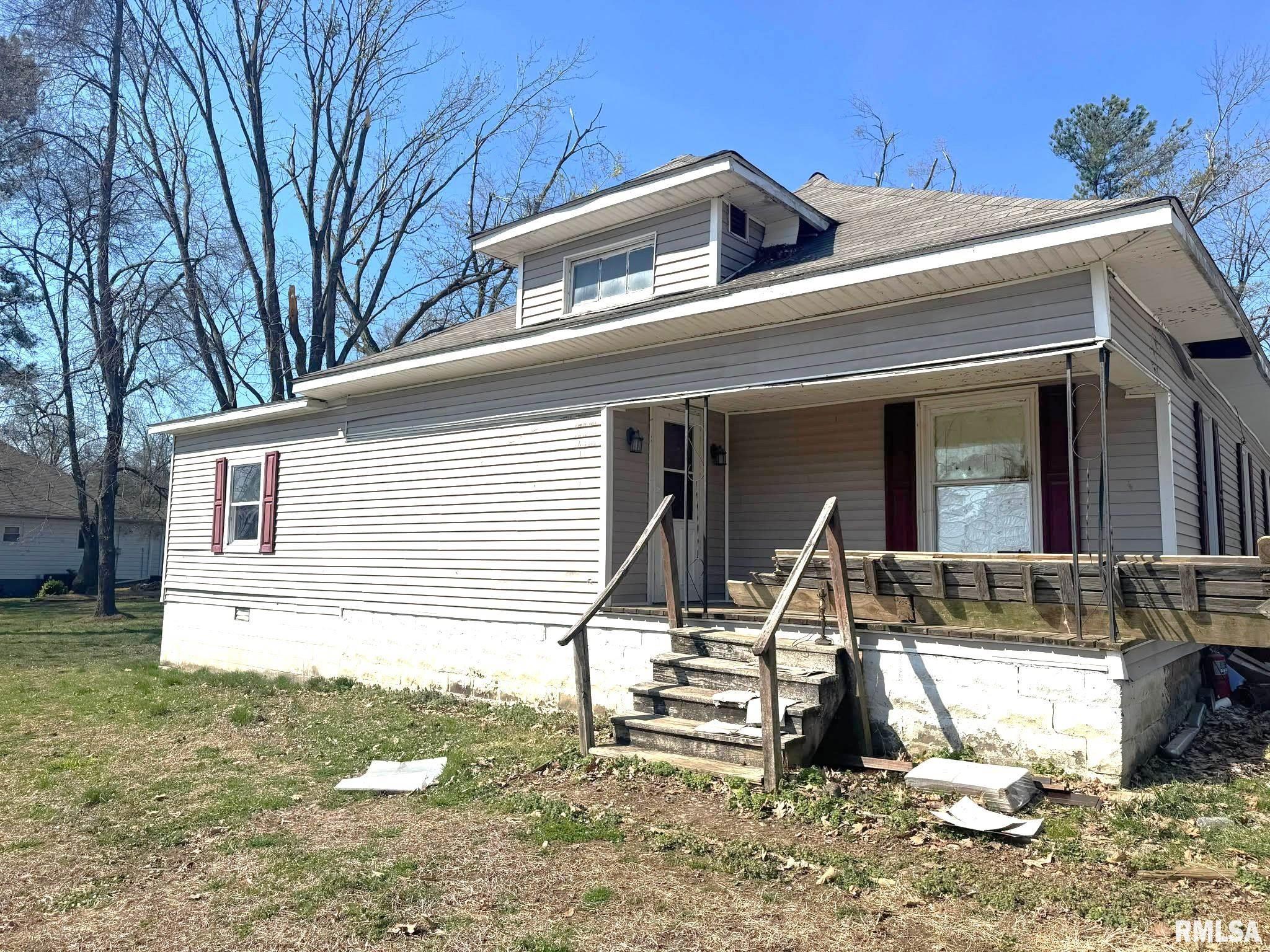 2321 Upchurch Street, Eldorado, Illinois image 2