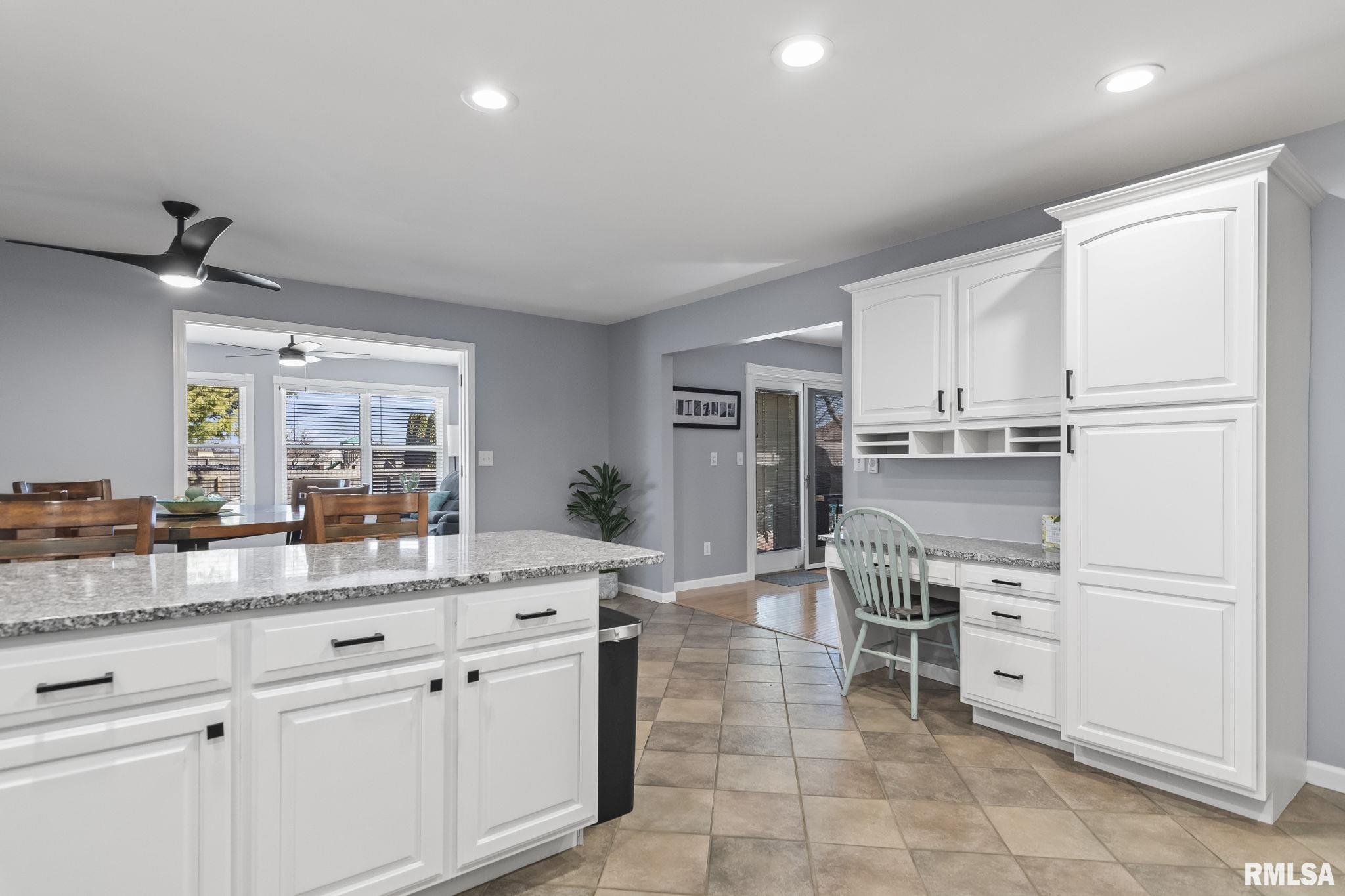 1505 Redwood Drive, Chatham, Illinois image 11