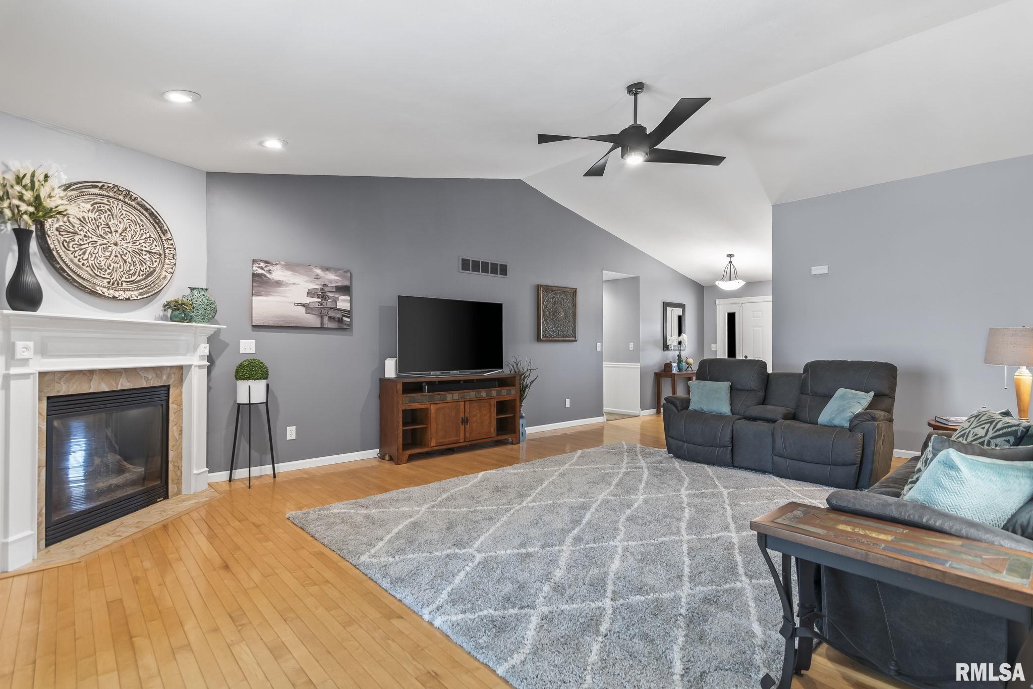 1505 Redwood Drive, Chatham, Illinois image 8