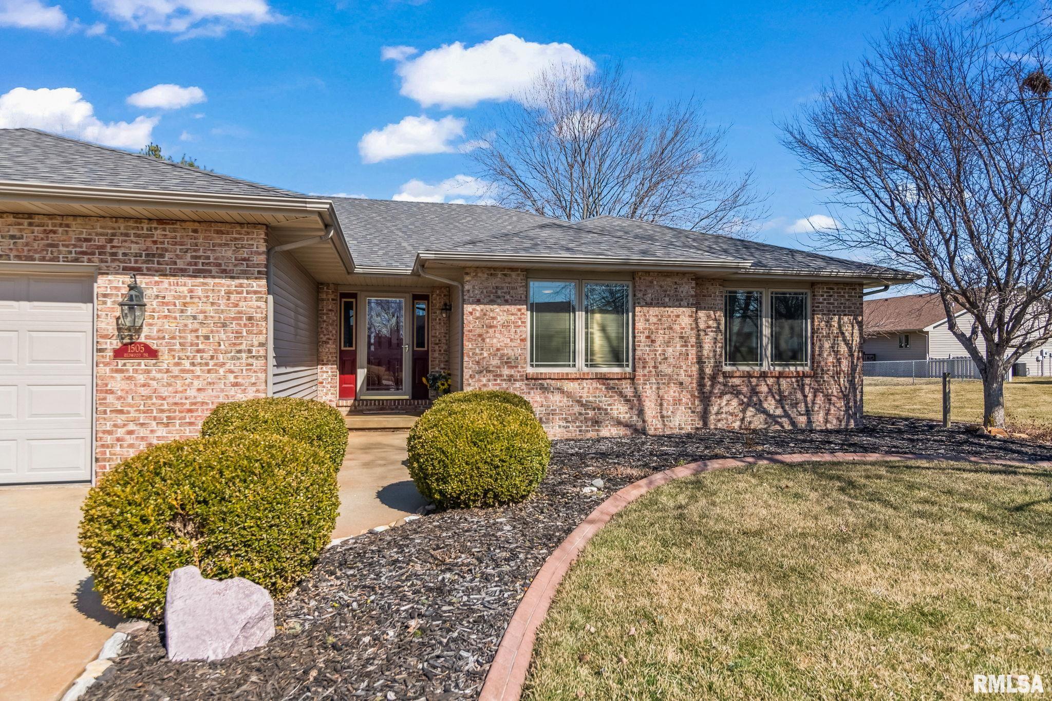 1505 Redwood Drive, Chatham, Illinois image 2