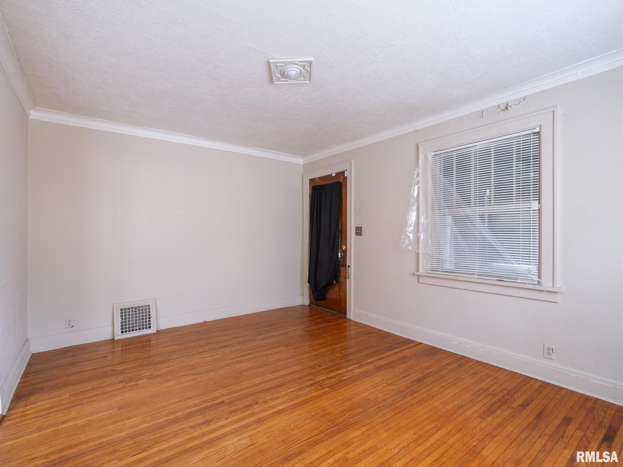 2203 N Prospect Road, Peoria, Illinois image 25