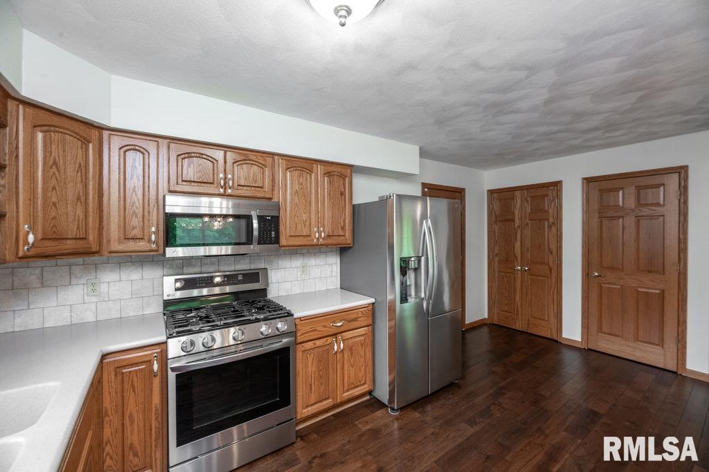 515 Illini Drive, East Peoria, Illinois image 20