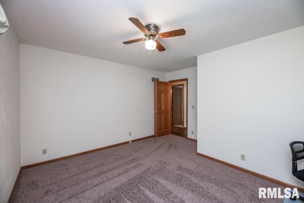 515 Illini Drive, East Peoria, Illinois image 38