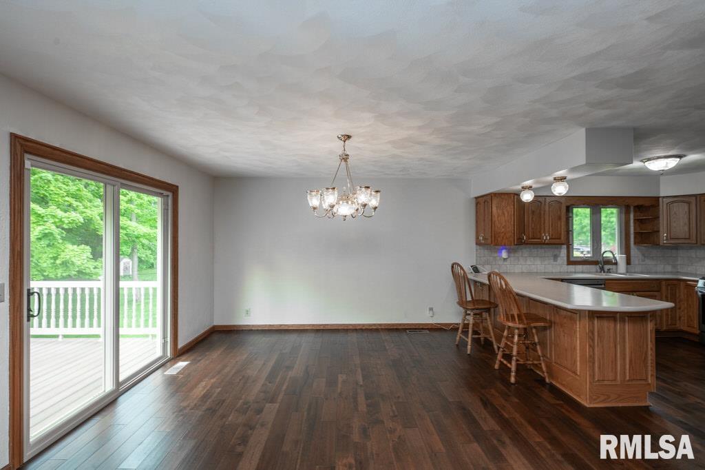 515 Illini Drive, East Peoria, Illinois image 27
